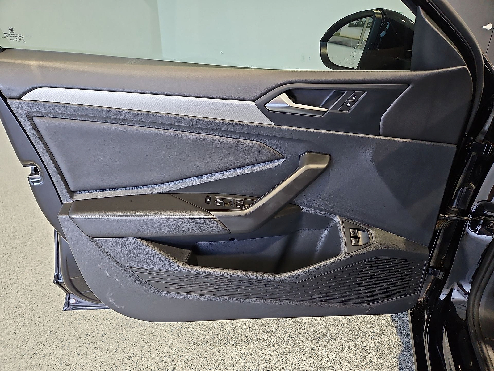 2024 Volkswagen Jetta photo 15 of 22