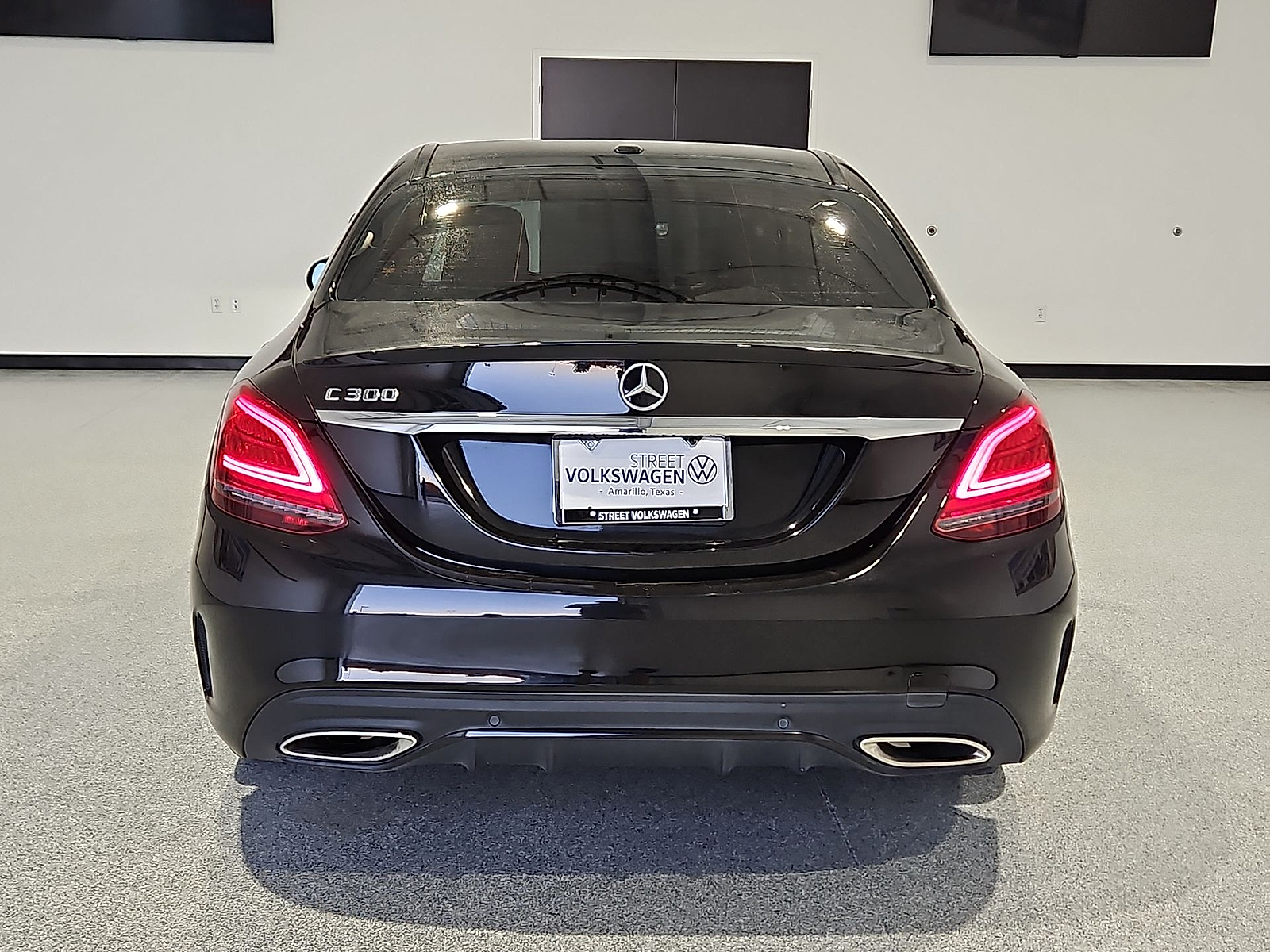 2021 Mercedes-Benz C 300 photo 7 of 22