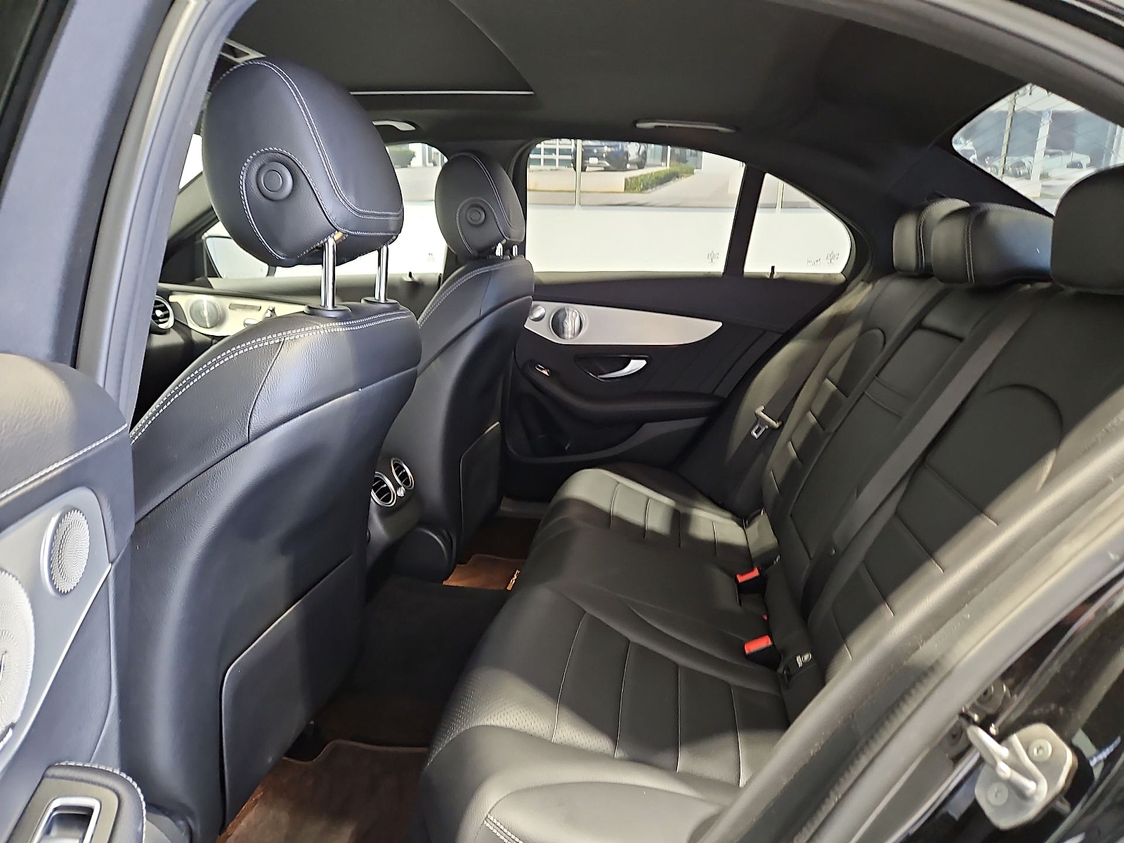 2021 Mercedes-Benz C 300 photo 13 of 22