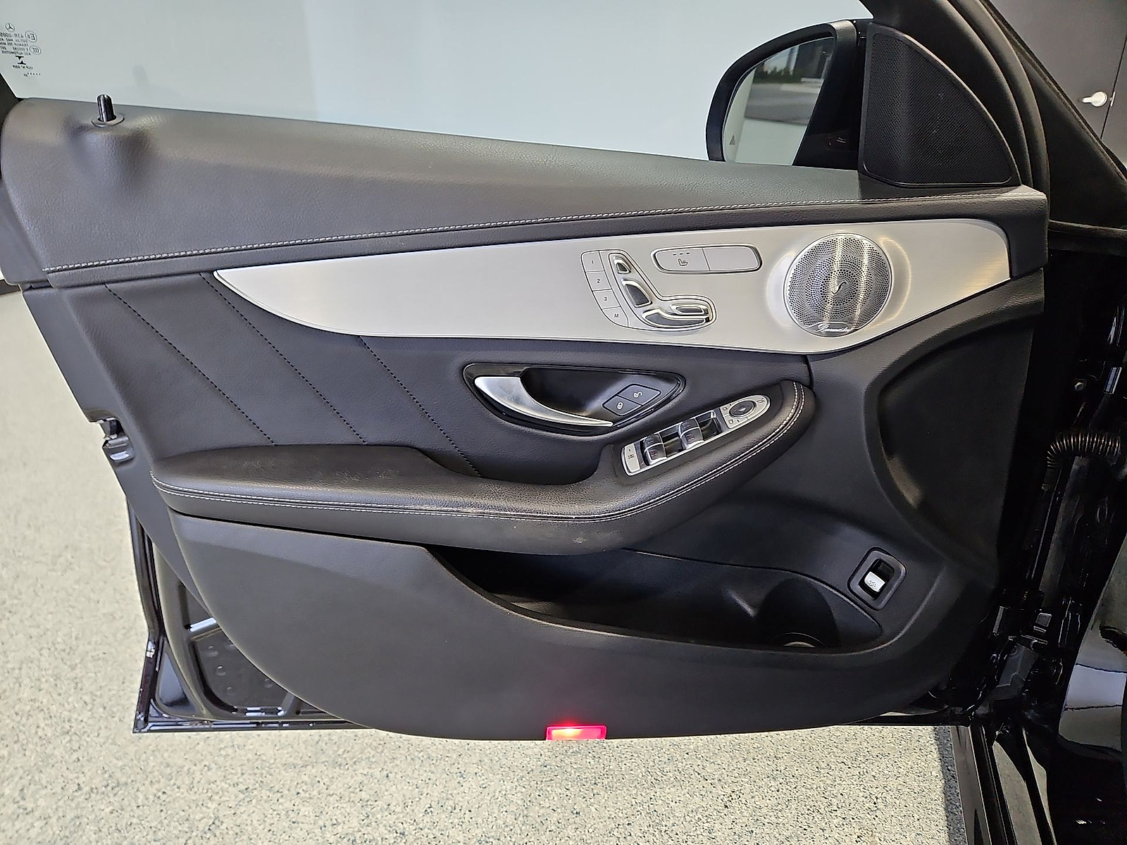 2021 Mercedes-Benz C 300 photo 15 of 22