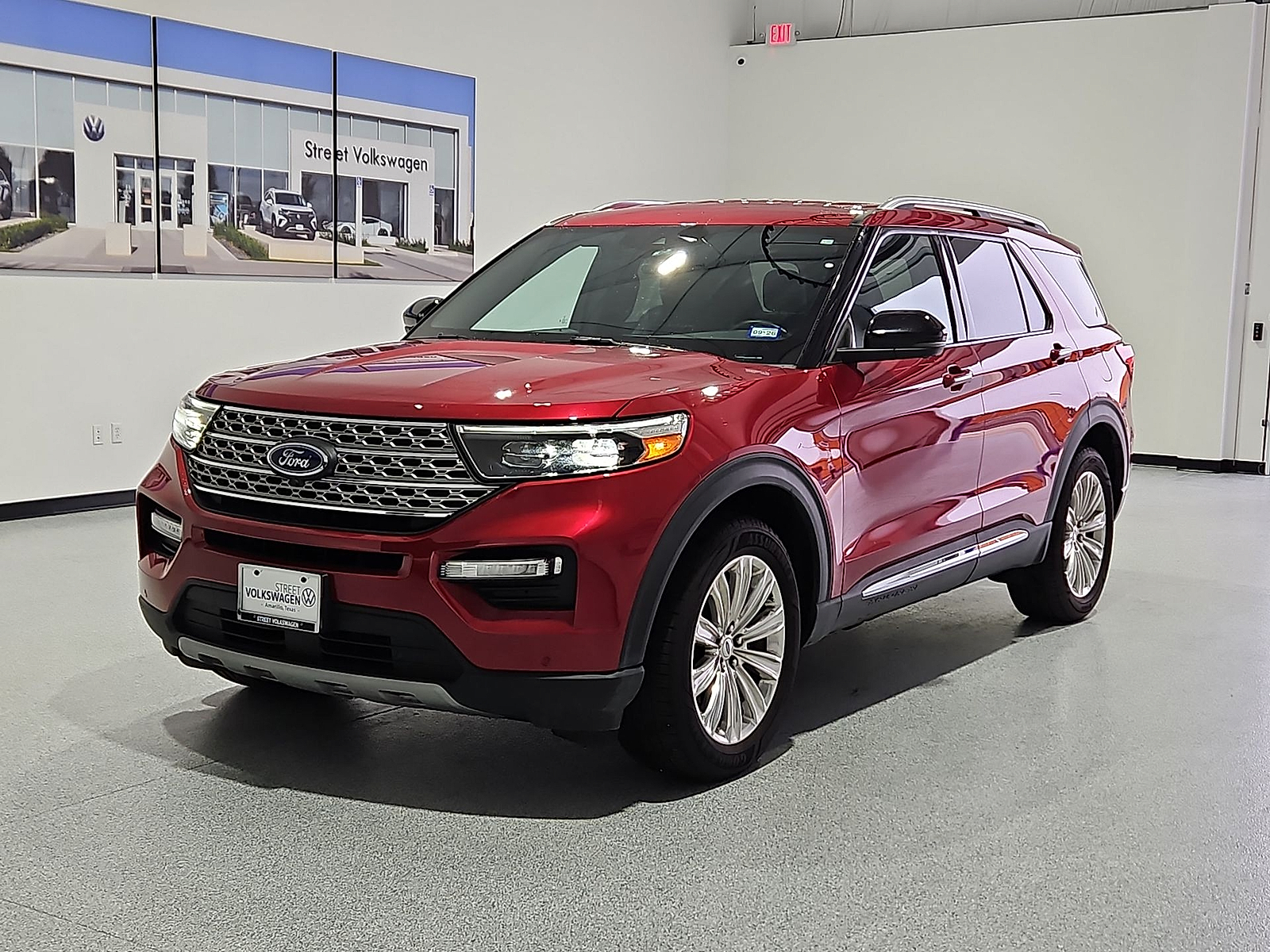 2020 Ford Explorer photo 4 of 22