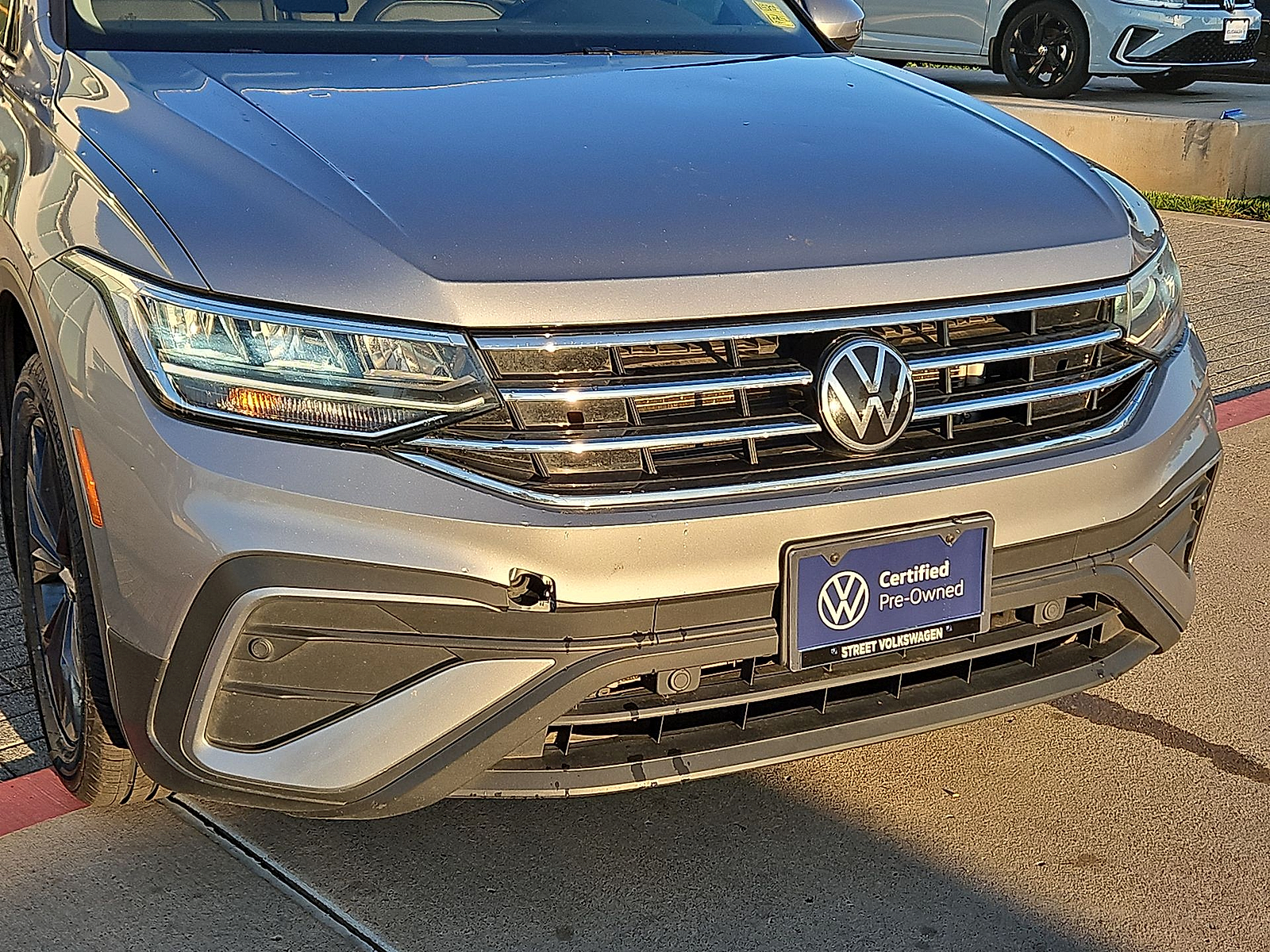 2023 Volkswagen Tiguan photo 10 of 22