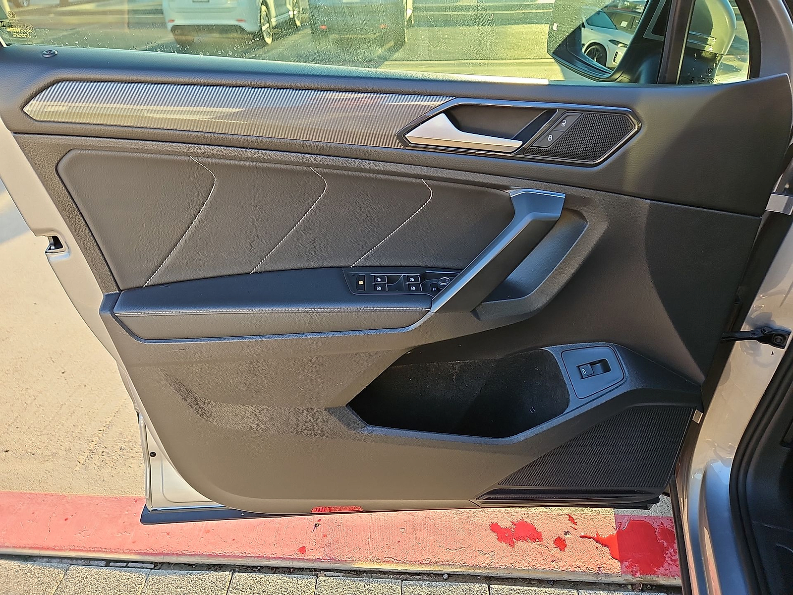 2023 Volkswagen Tiguan photo 15 of 22