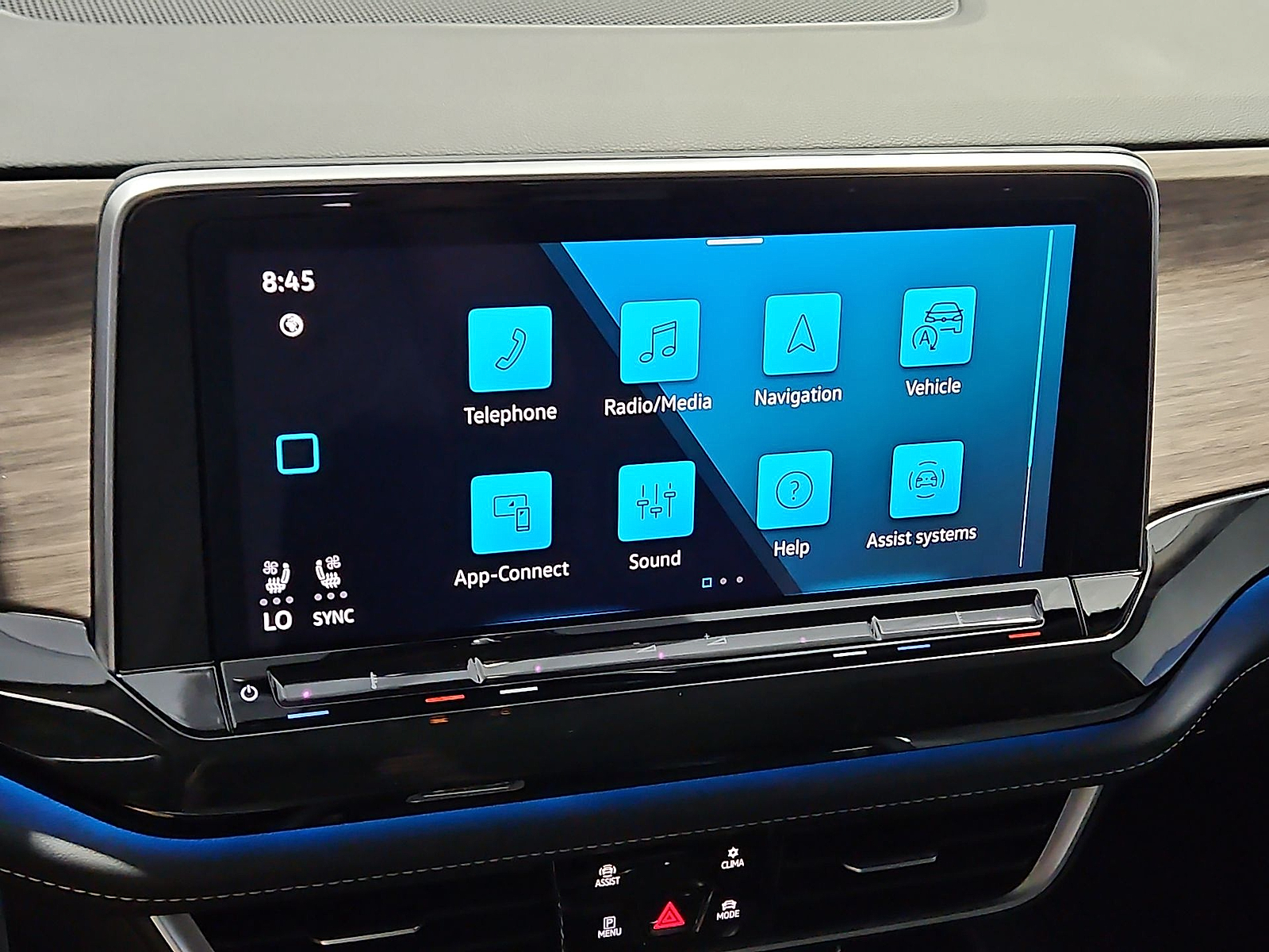 2025 Volkswagen Atlas photo 19 of 22