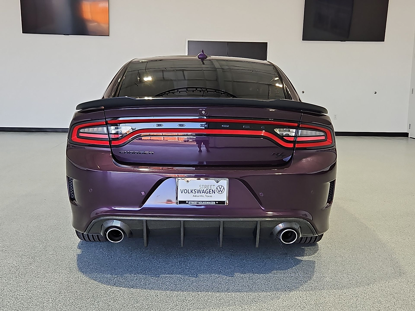 2021 Dodge Charger photo 7 of 22