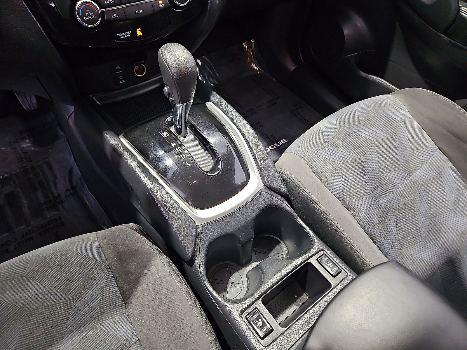 2016 Nissan Rogue photo 22 of 22