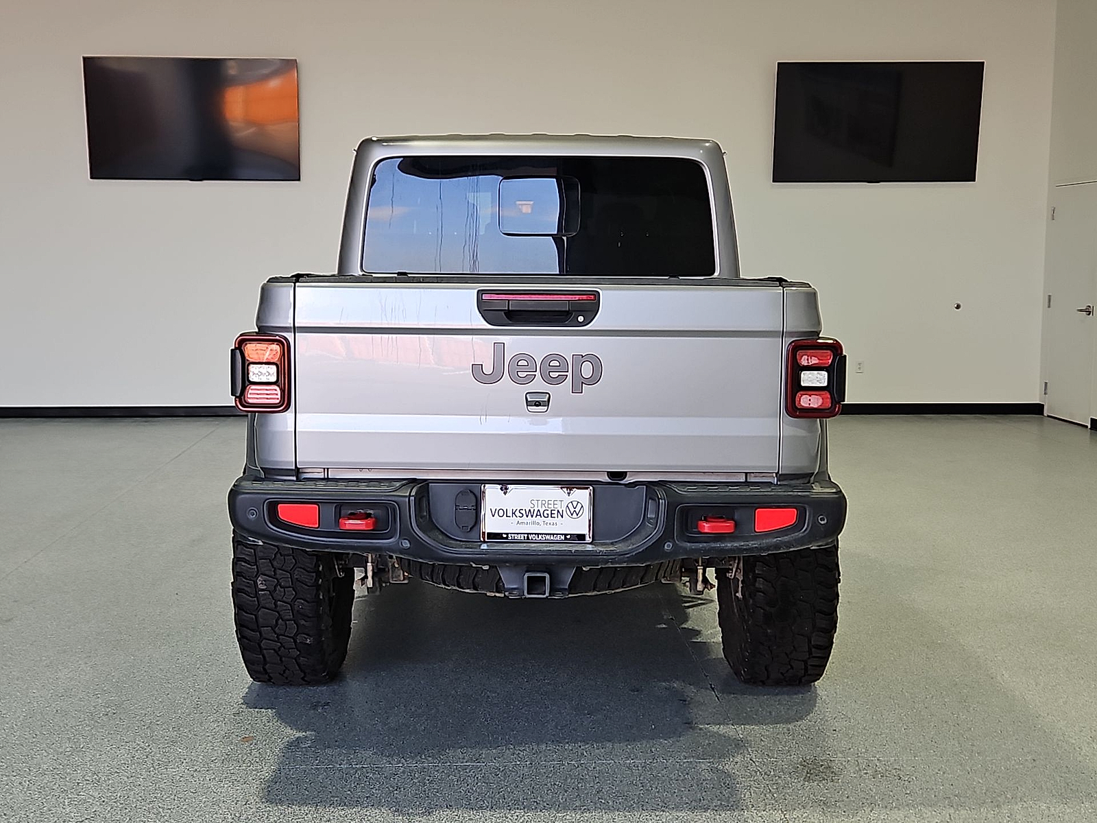2020 Jeep Gladiator photo 7 of 22