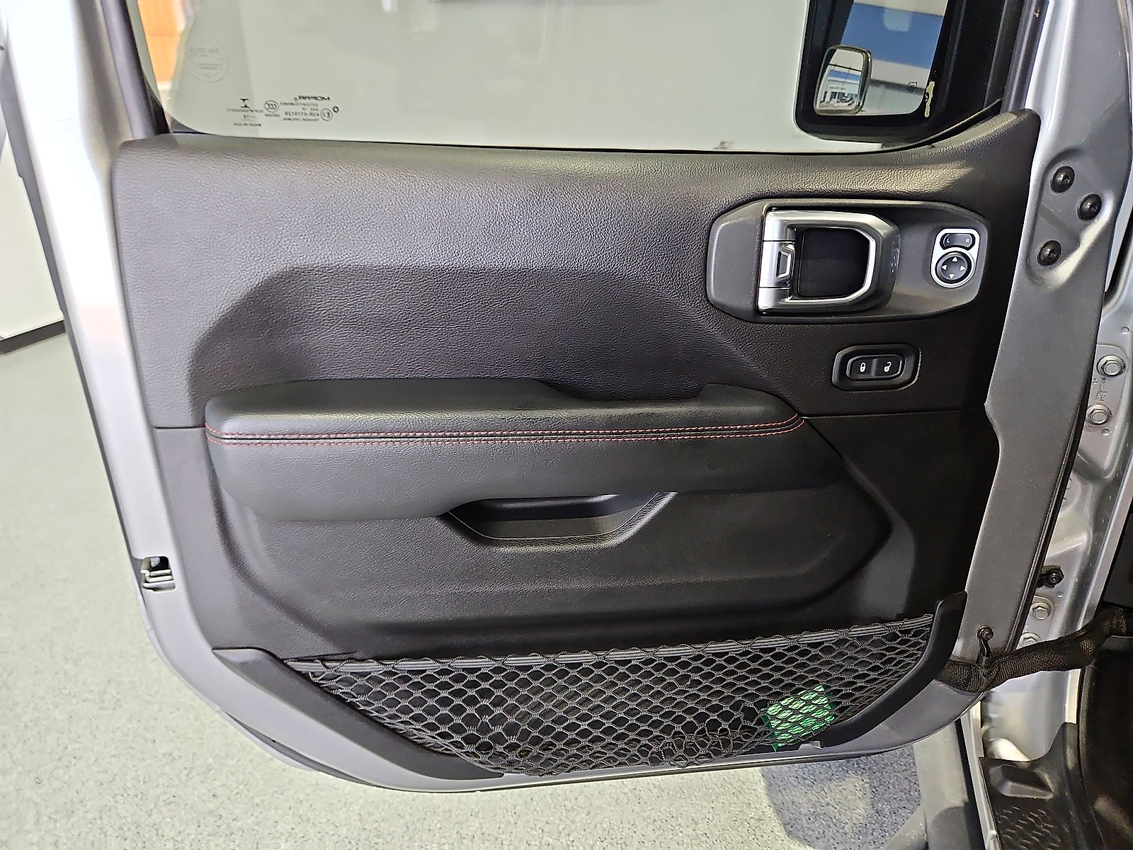 2020 Jeep Gladiator photo 15 of 22