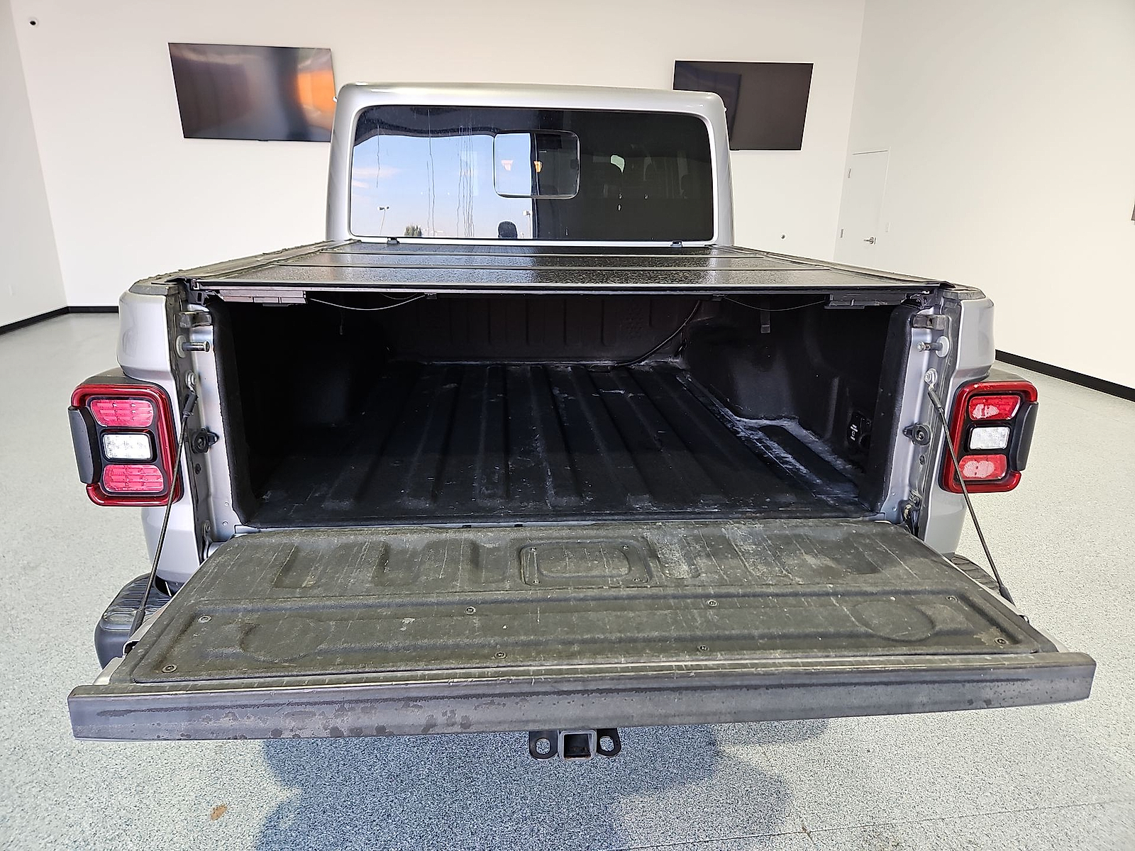 2020 Jeep Gladiator photo 12 of 22