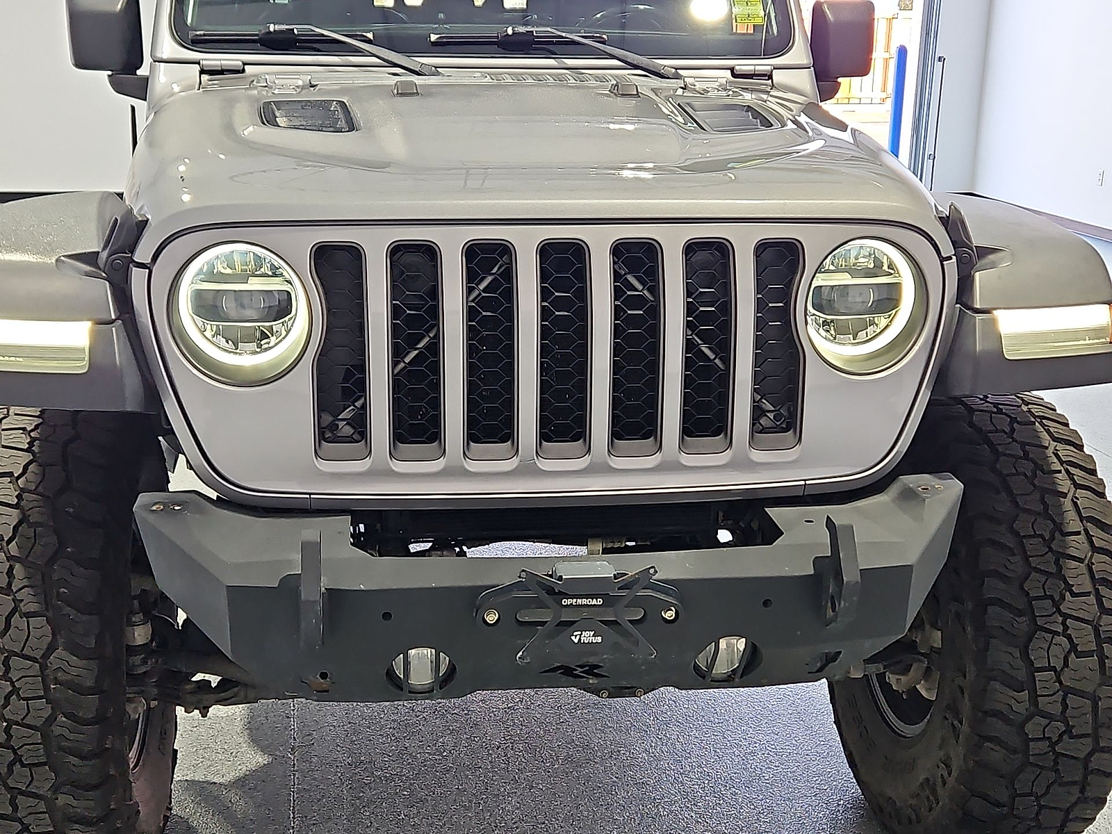 2020 Jeep Gladiator photo 10 of 22