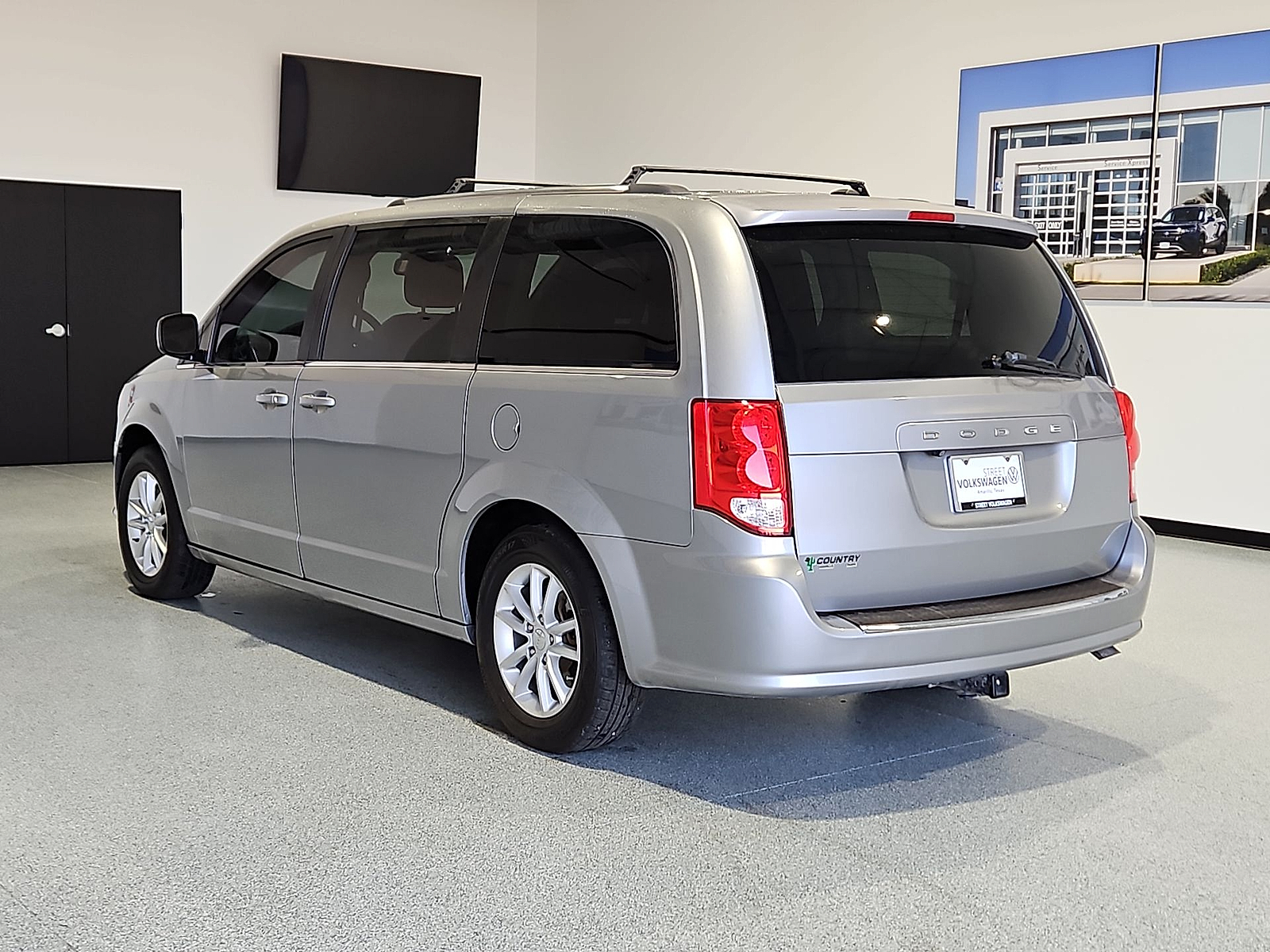 2019 Dodge Grand Caravan photo 6 of 22
