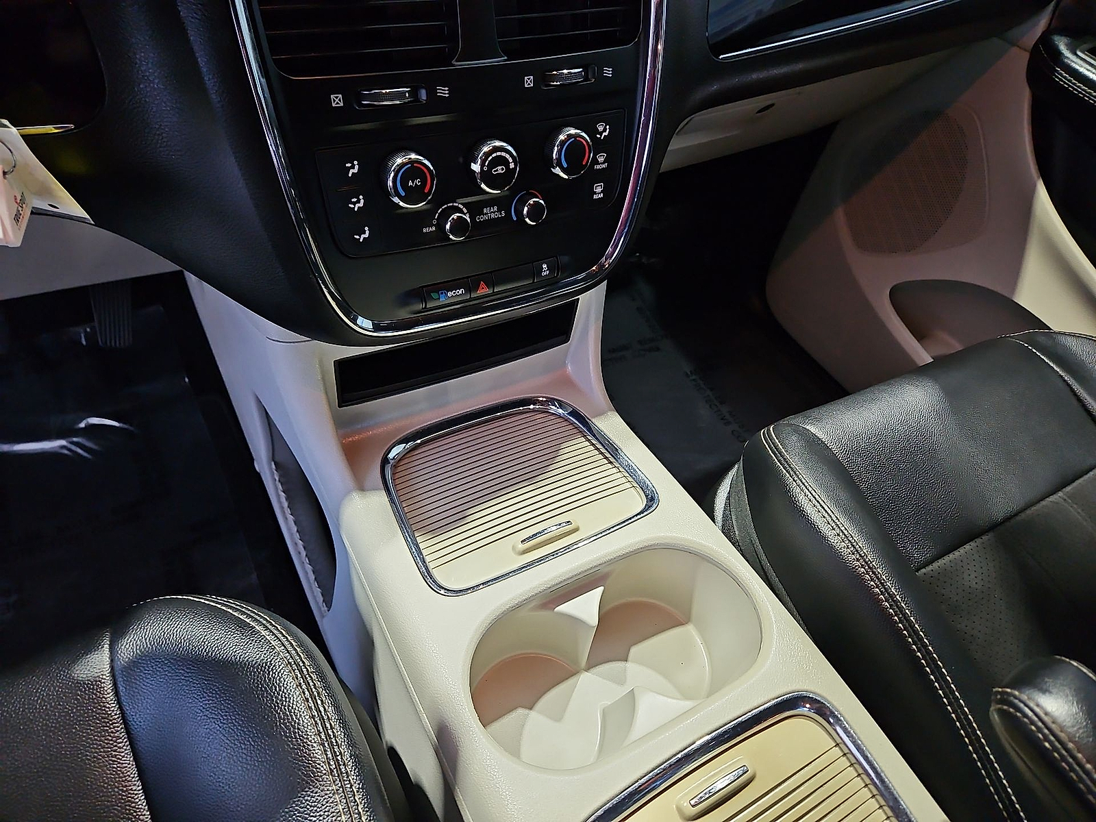 2019 Dodge Grand Caravan photo 22 of 22