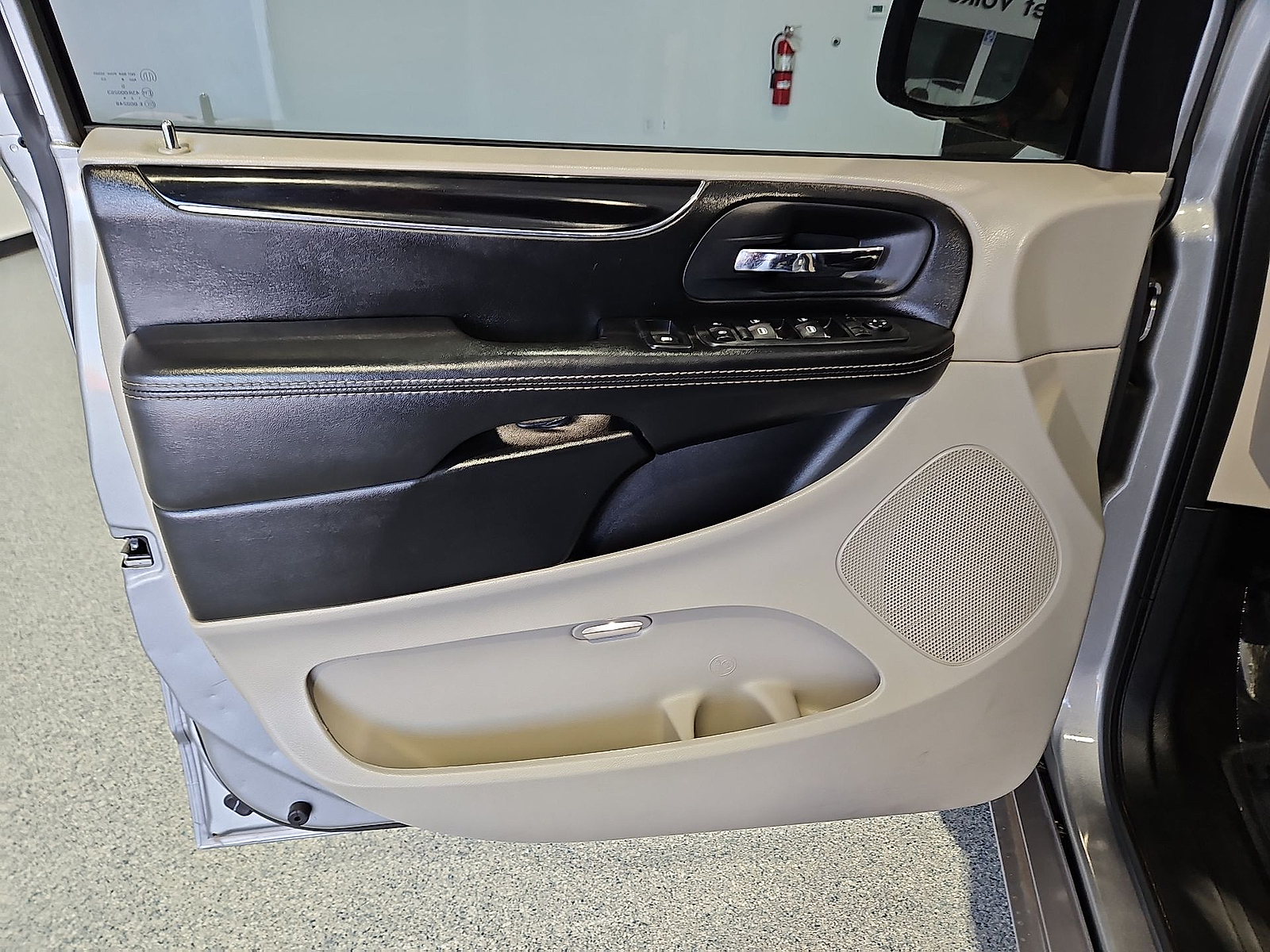 2019 Dodge Grand Caravan photo 15 of 22