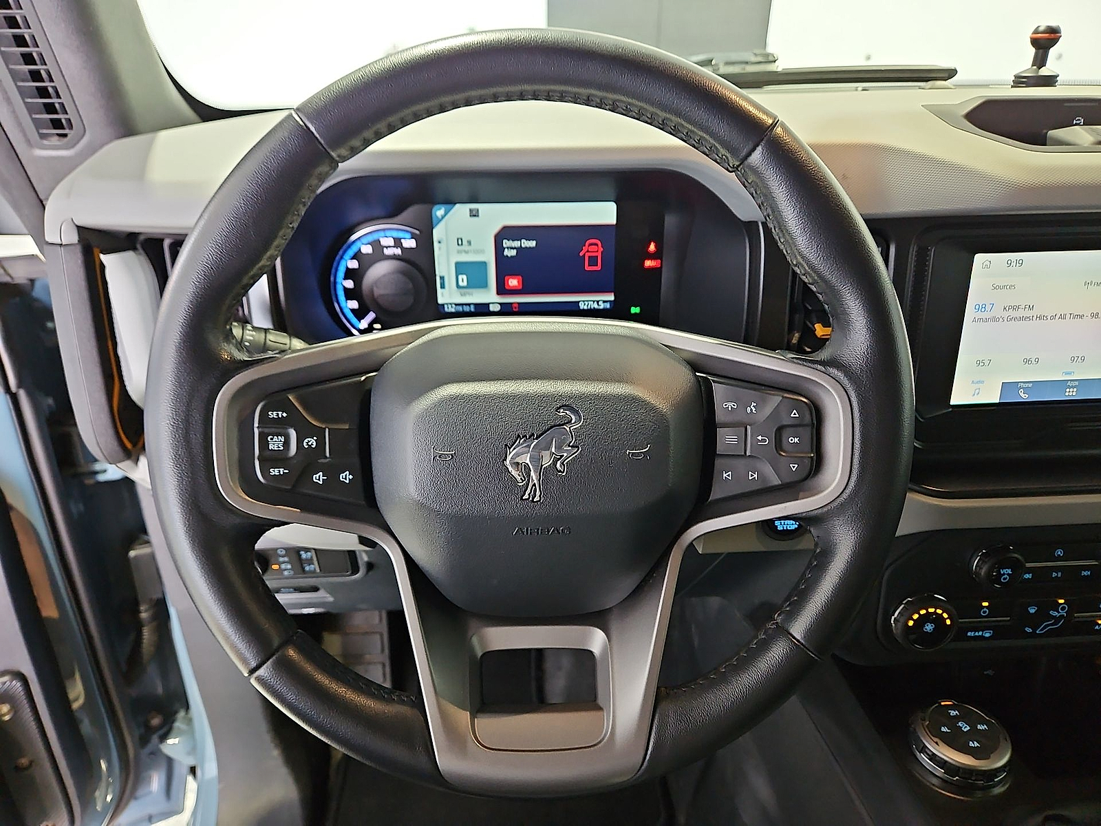 2022 Ford Bronco photo 21 of 22