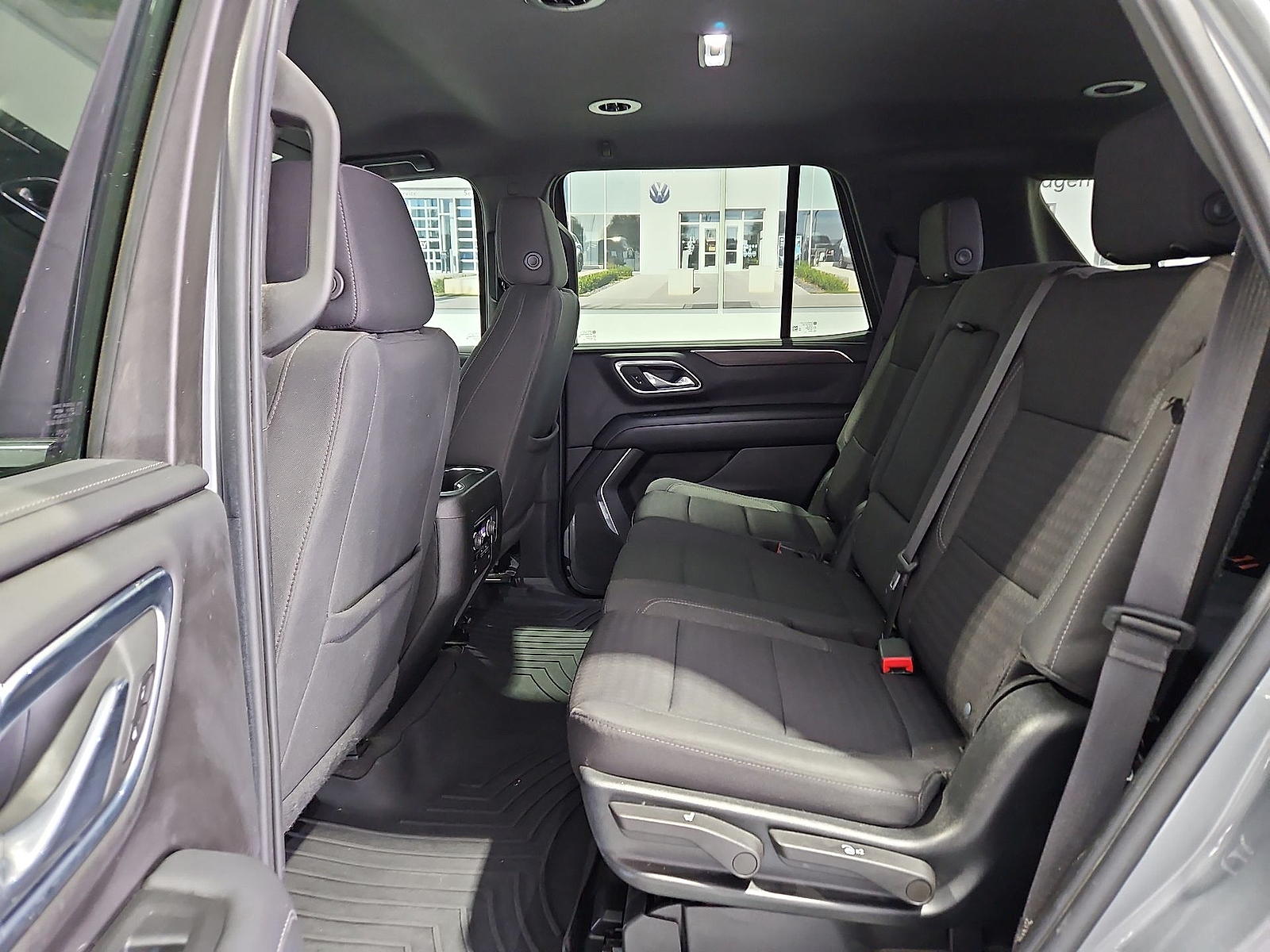 2023 Chevrolet Tahoe photo 13 of 22
