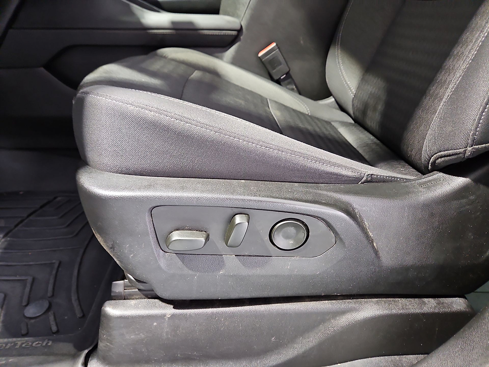 2023 Chevrolet Tahoe photo 17 of 22