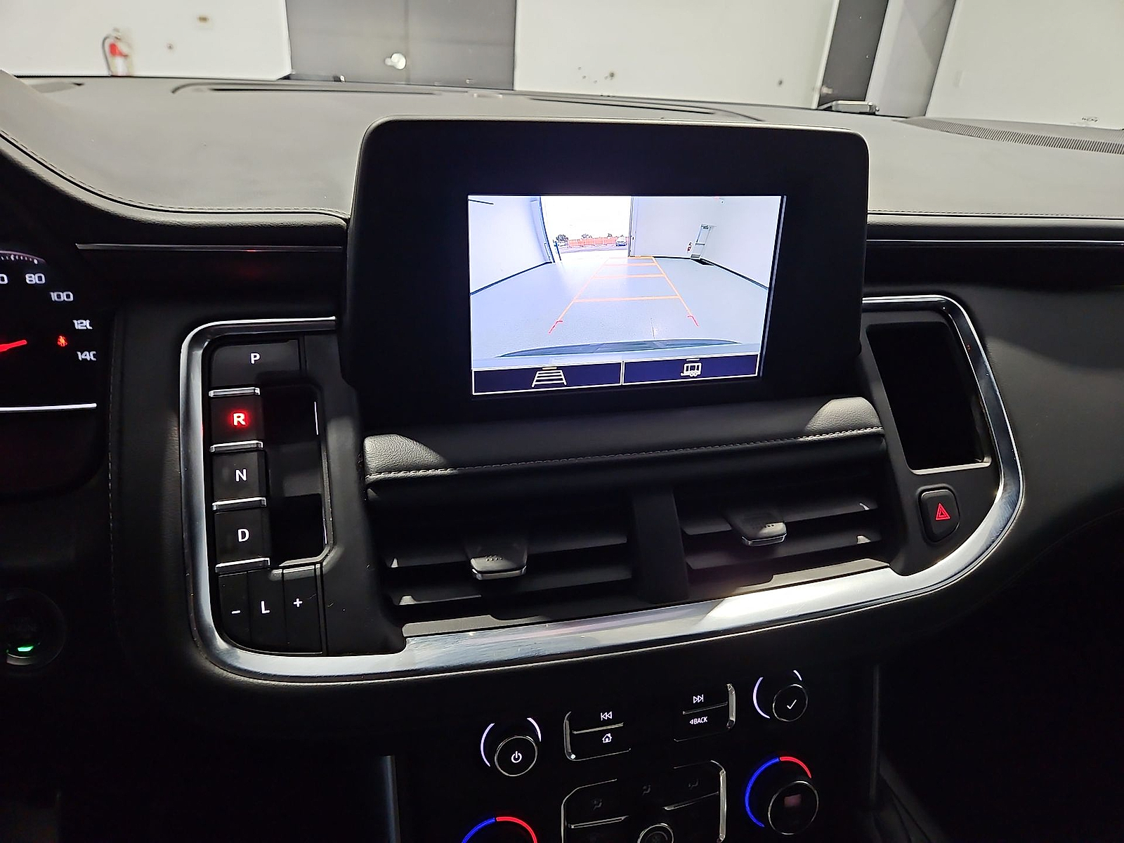 2023 Chevrolet Tahoe photo 18 of 22