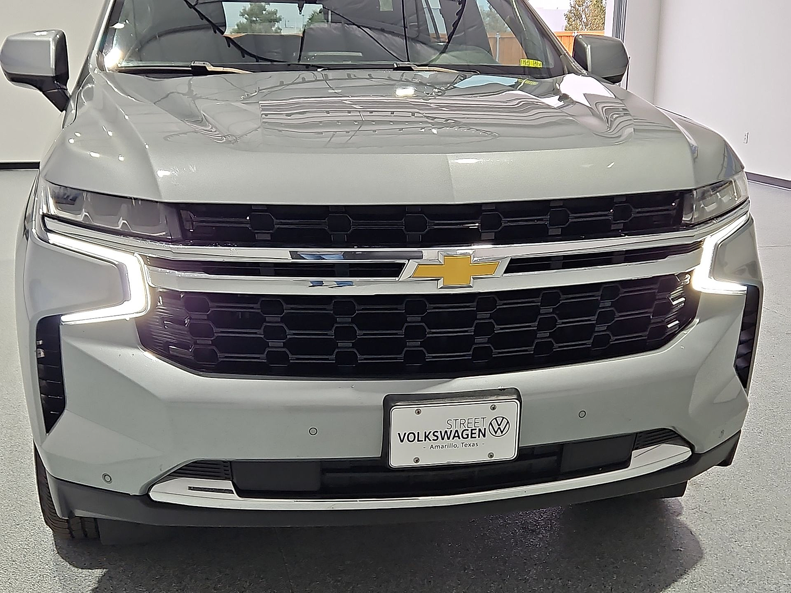 2023 Chevrolet Tahoe photo 10 of 22