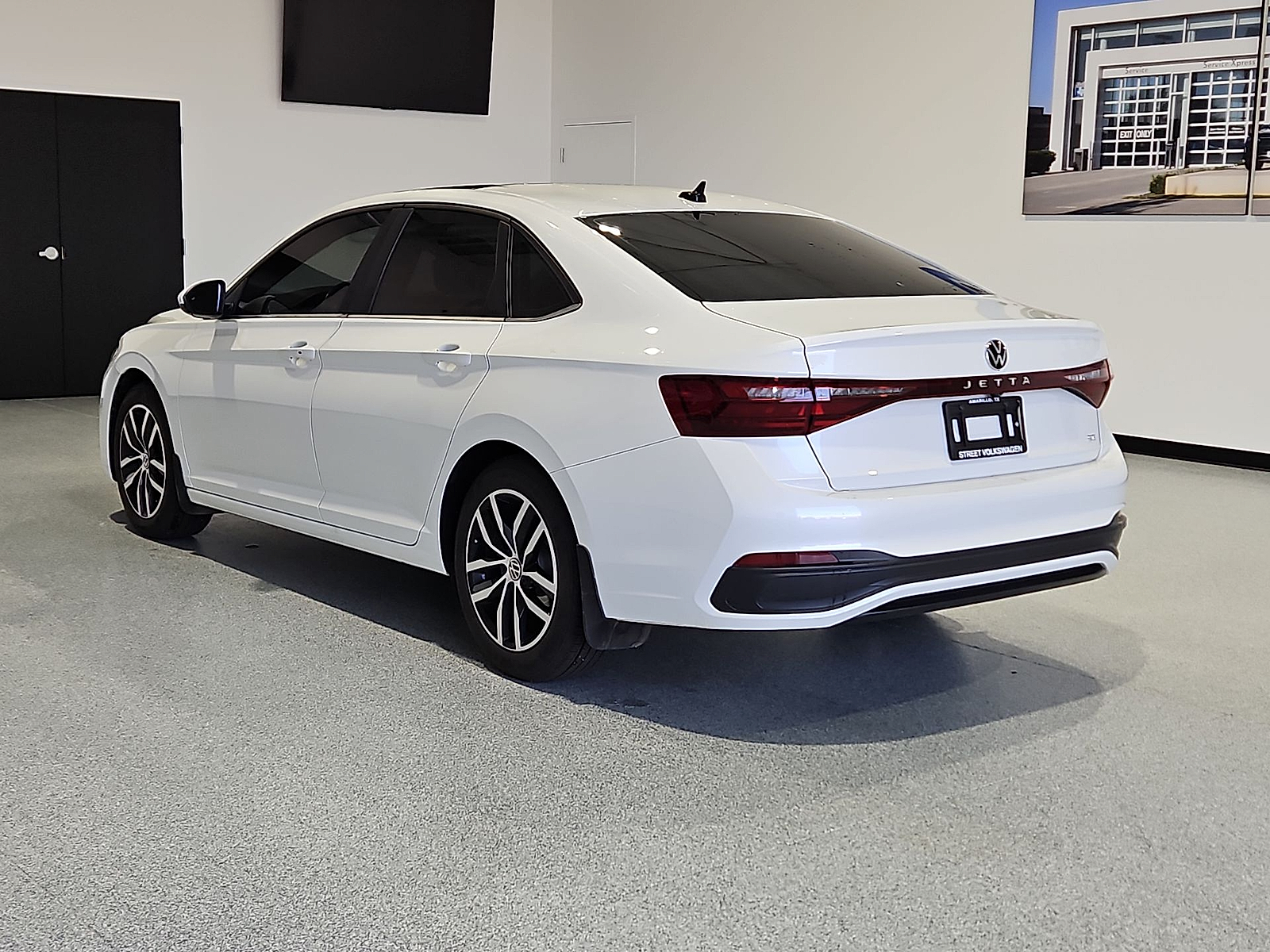 2026 Volkswagen Jetta photo 6 of 22