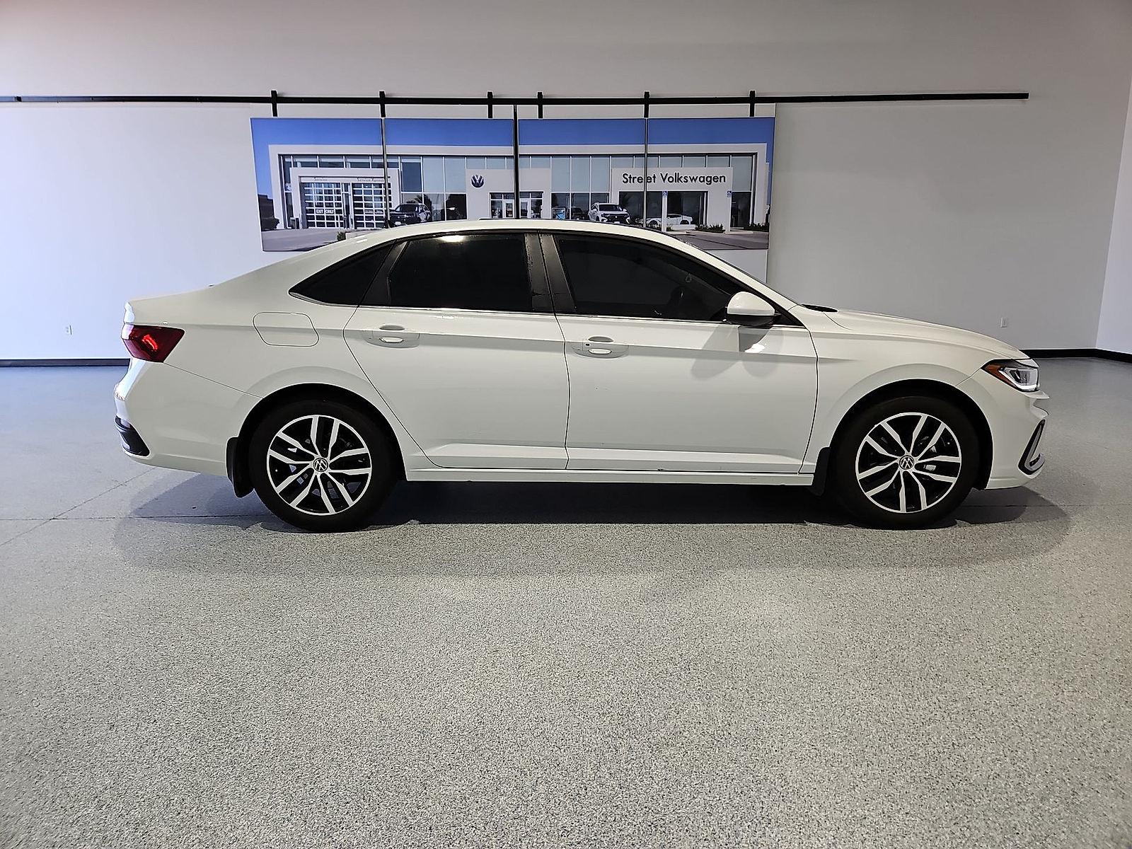 2026 Volkswagen Jetta photo 9 of 22