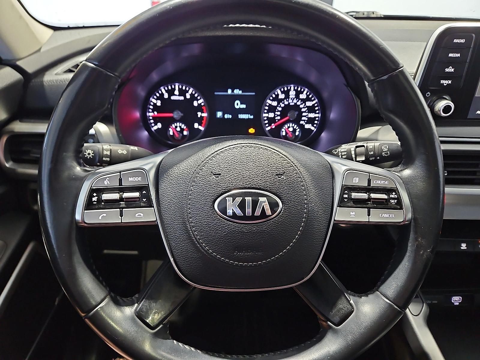 2020 Kia Telluride photo 21 of 22