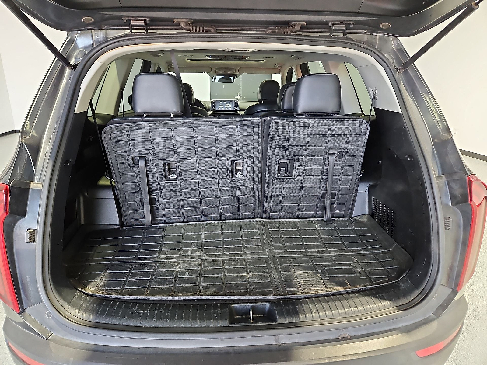 2020 Kia Telluride photo 12 of 22