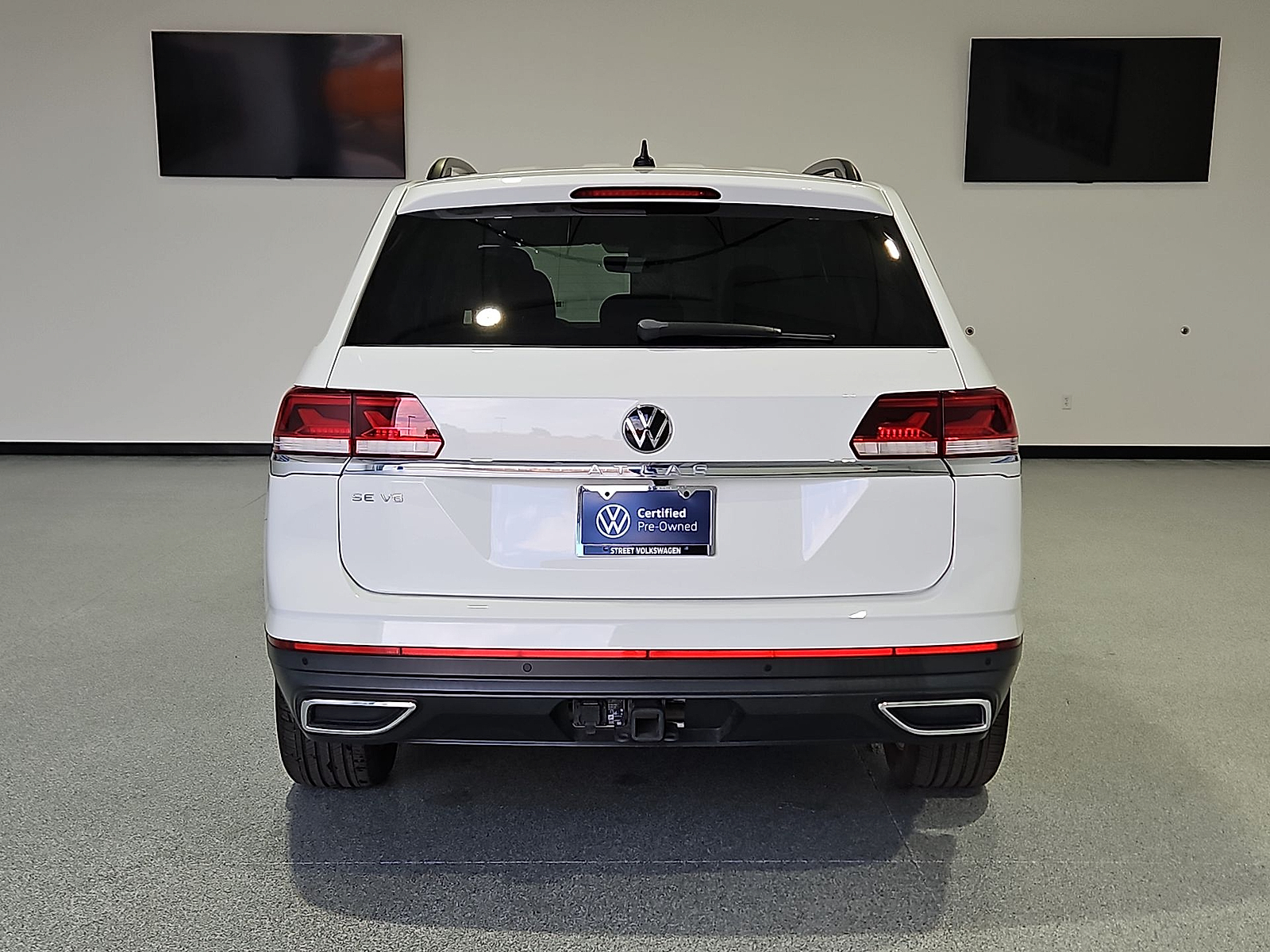 2023 Volkswagen Atlas photo 7 of 22