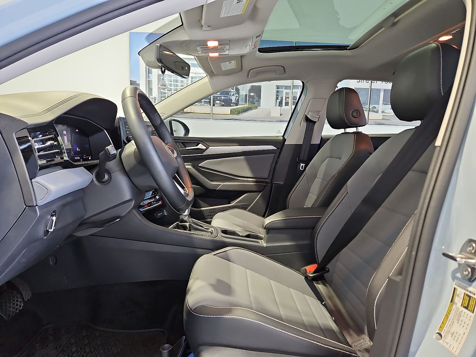 2025 Volkswagen Jetta photo 16 of 22