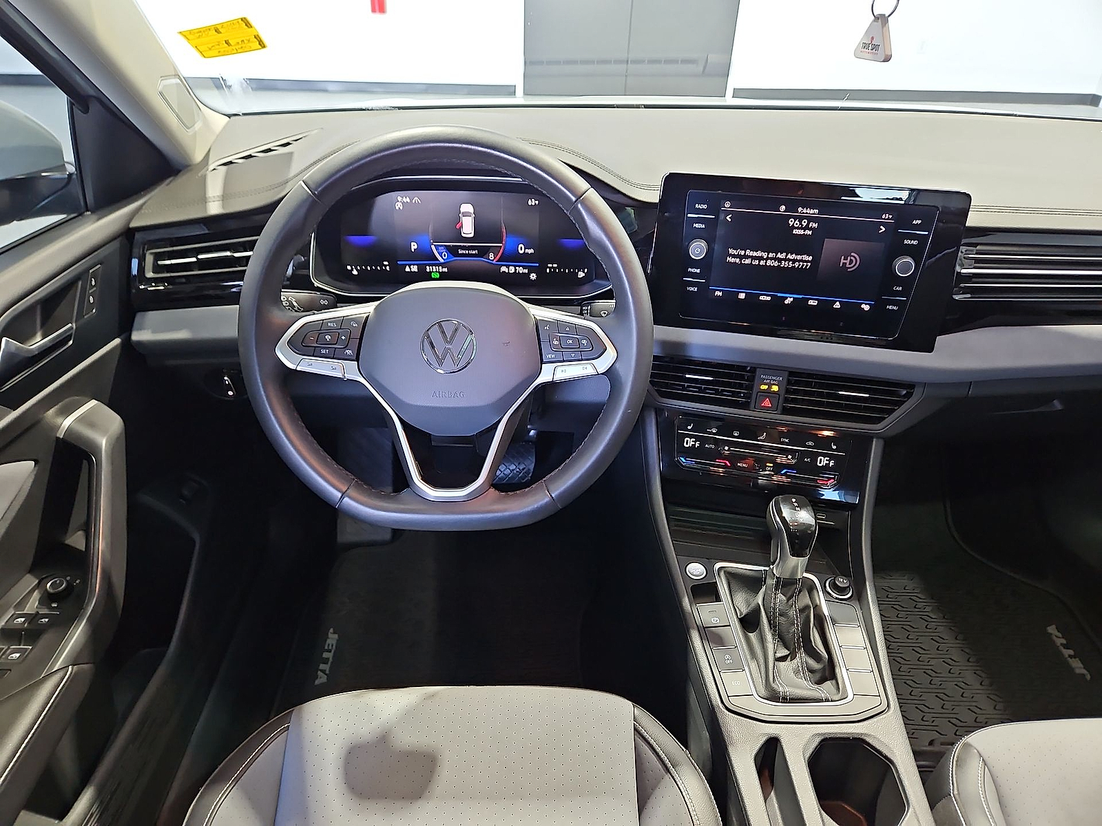 2025 Volkswagen Jetta photo 14 of 22