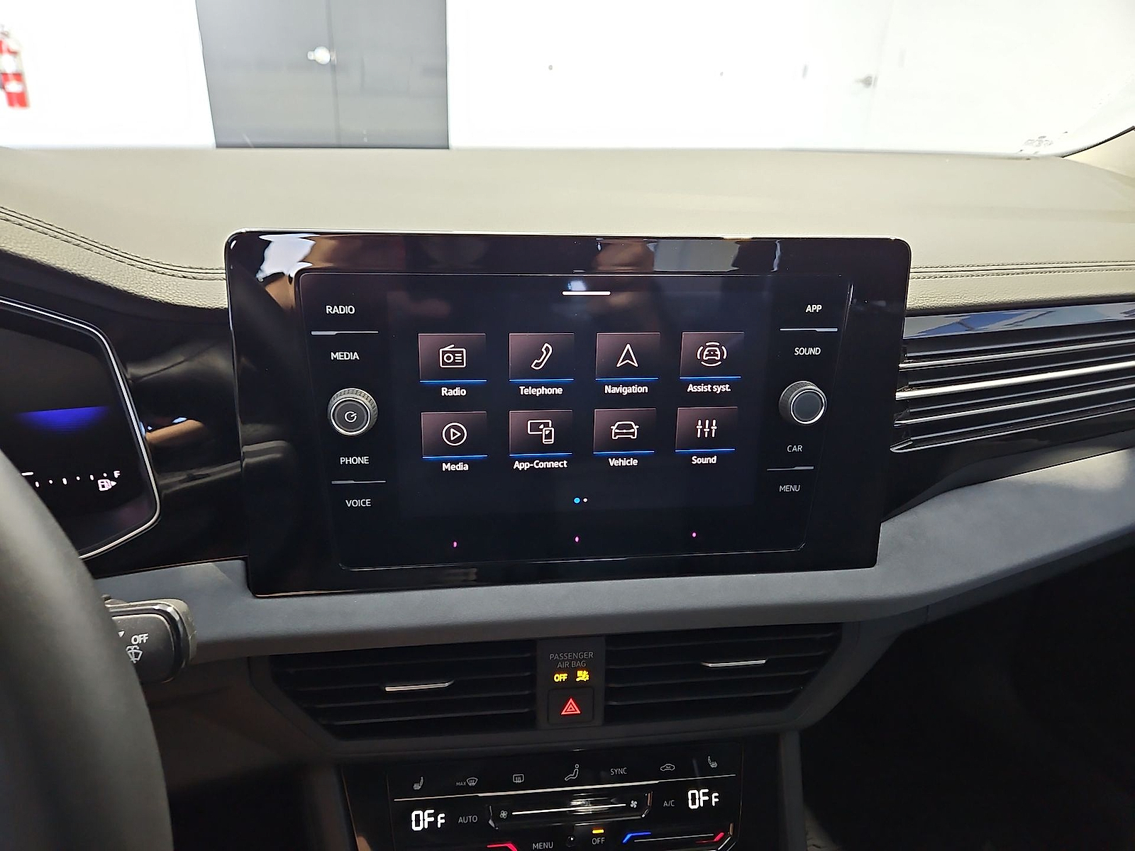 2025 Volkswagen Jetta photo 19 of 22