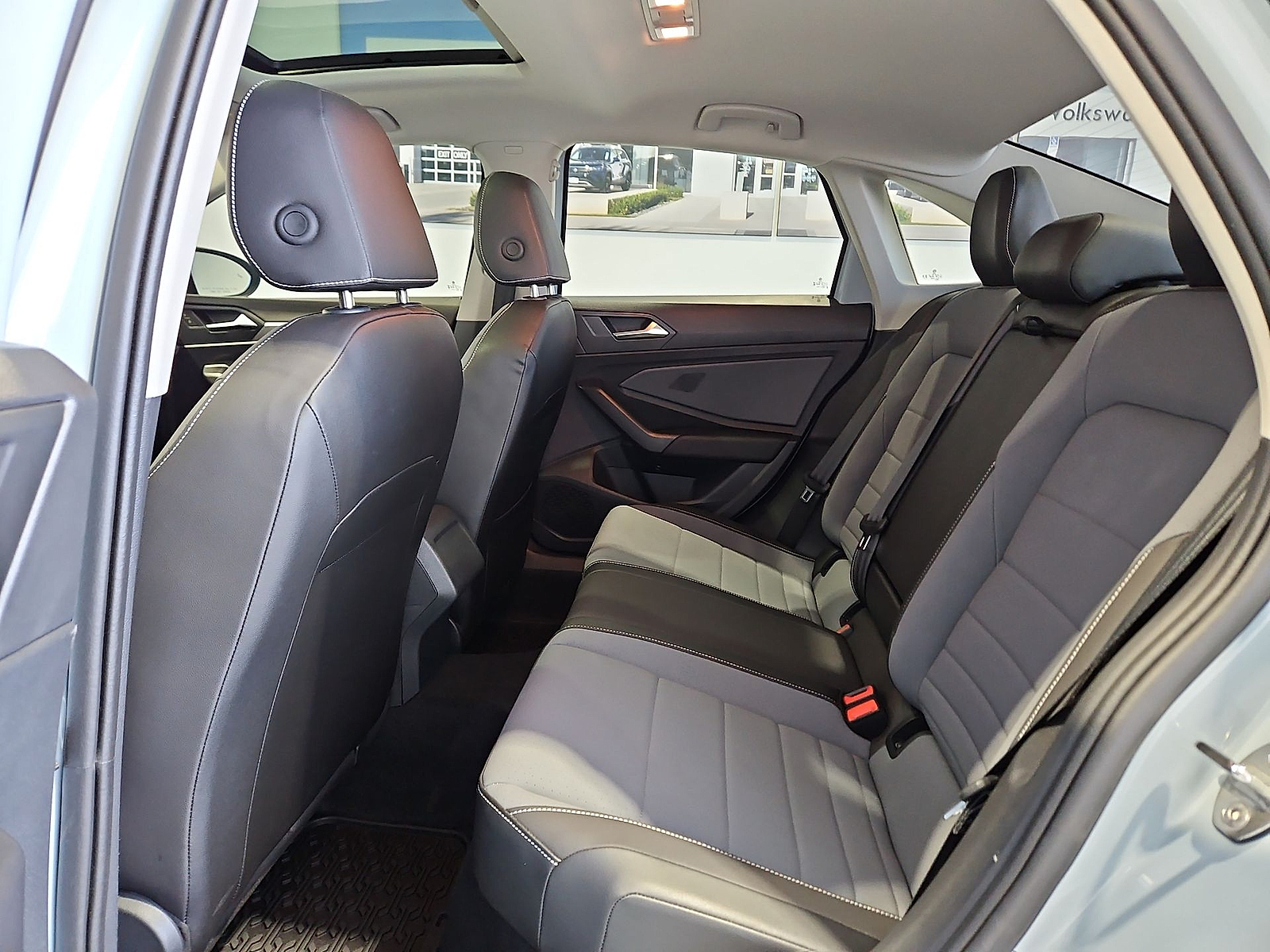 2025 Volkswagen Jetta photo 13 of 22