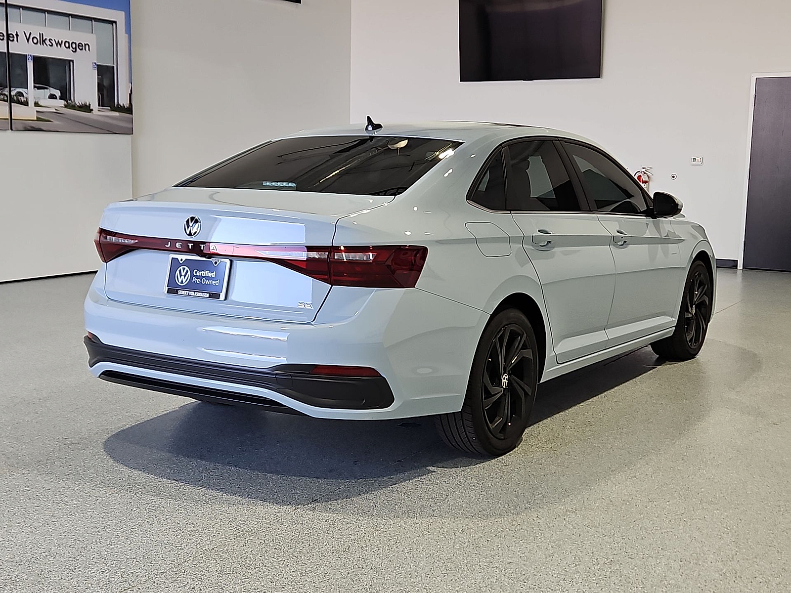 2025 Volkswagen Jetta photo 8 of 22