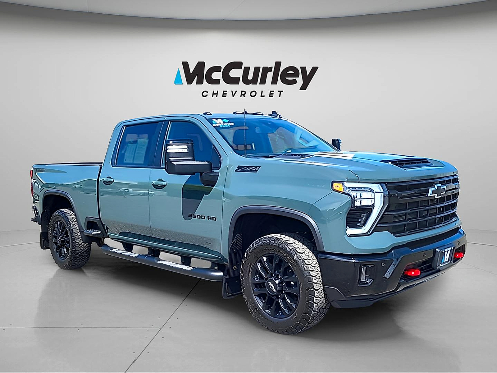 2025 Chevrolet Silverado 3500HD 4WD Crew Cab Standard Bed LT 
