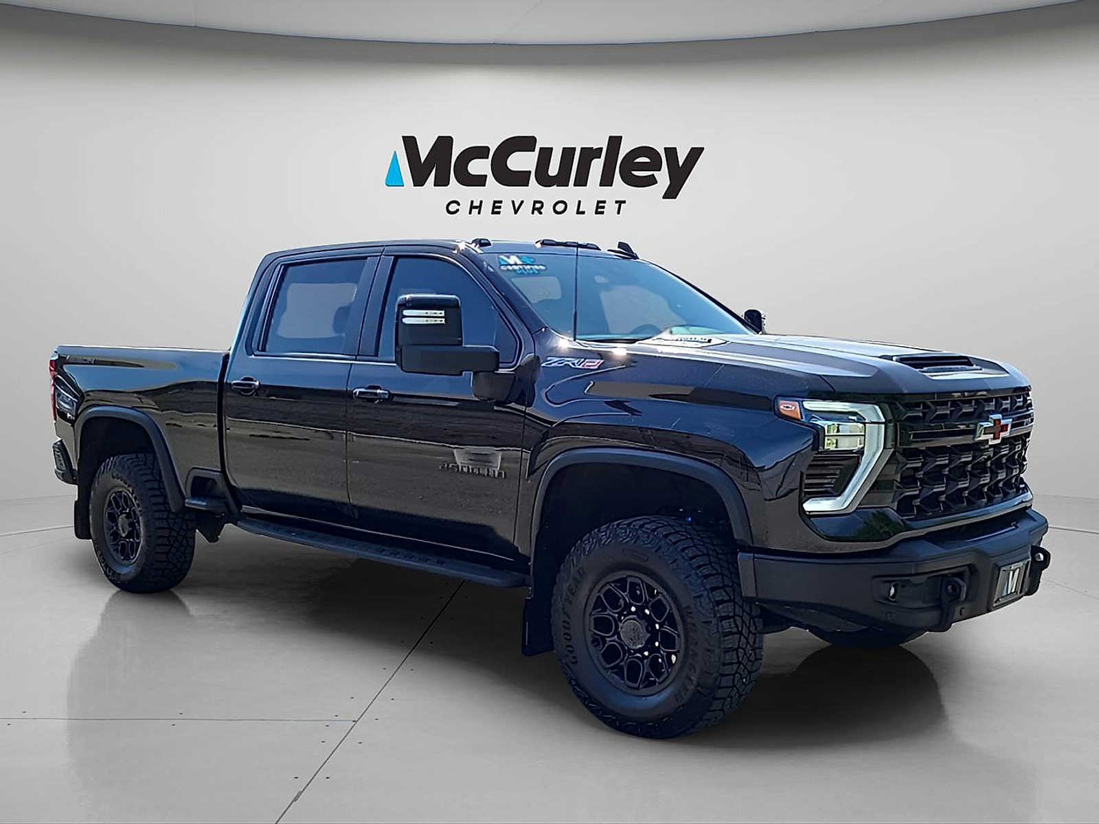 2025 Chevrolet Silverado 2500HD Crew Cab, Standard Bed, ZR2, 4WD 