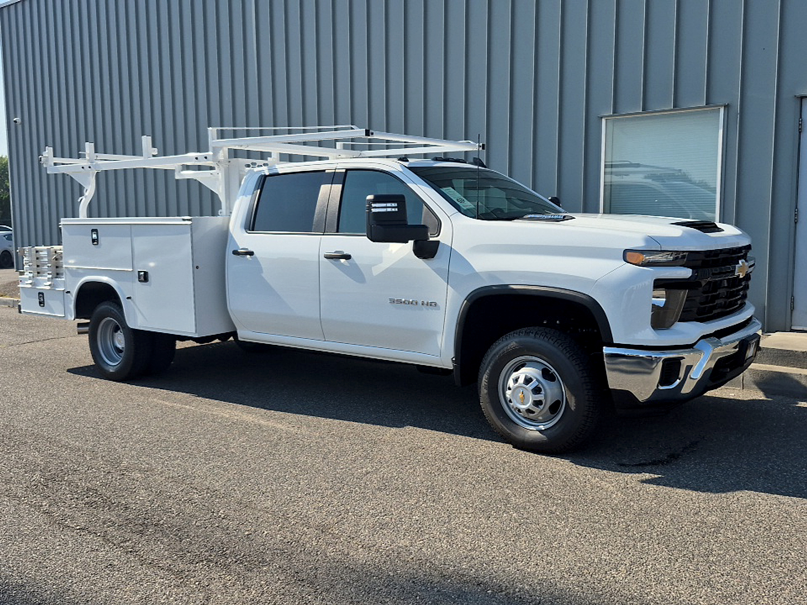 2026 Chevrolet Silverado 3500HD CC Work Truck 