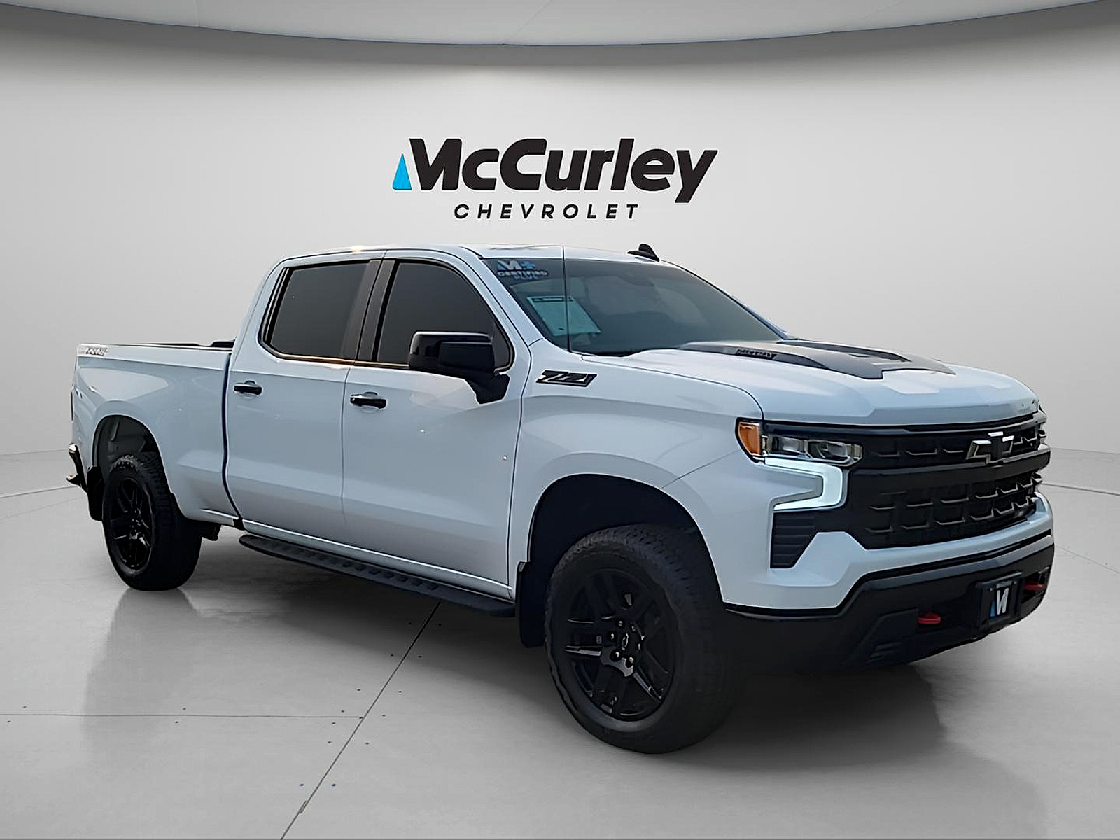 2026 Chevrolet Silverado 1500 4WD Crew Cab Standard Bed LT Trail Boss 