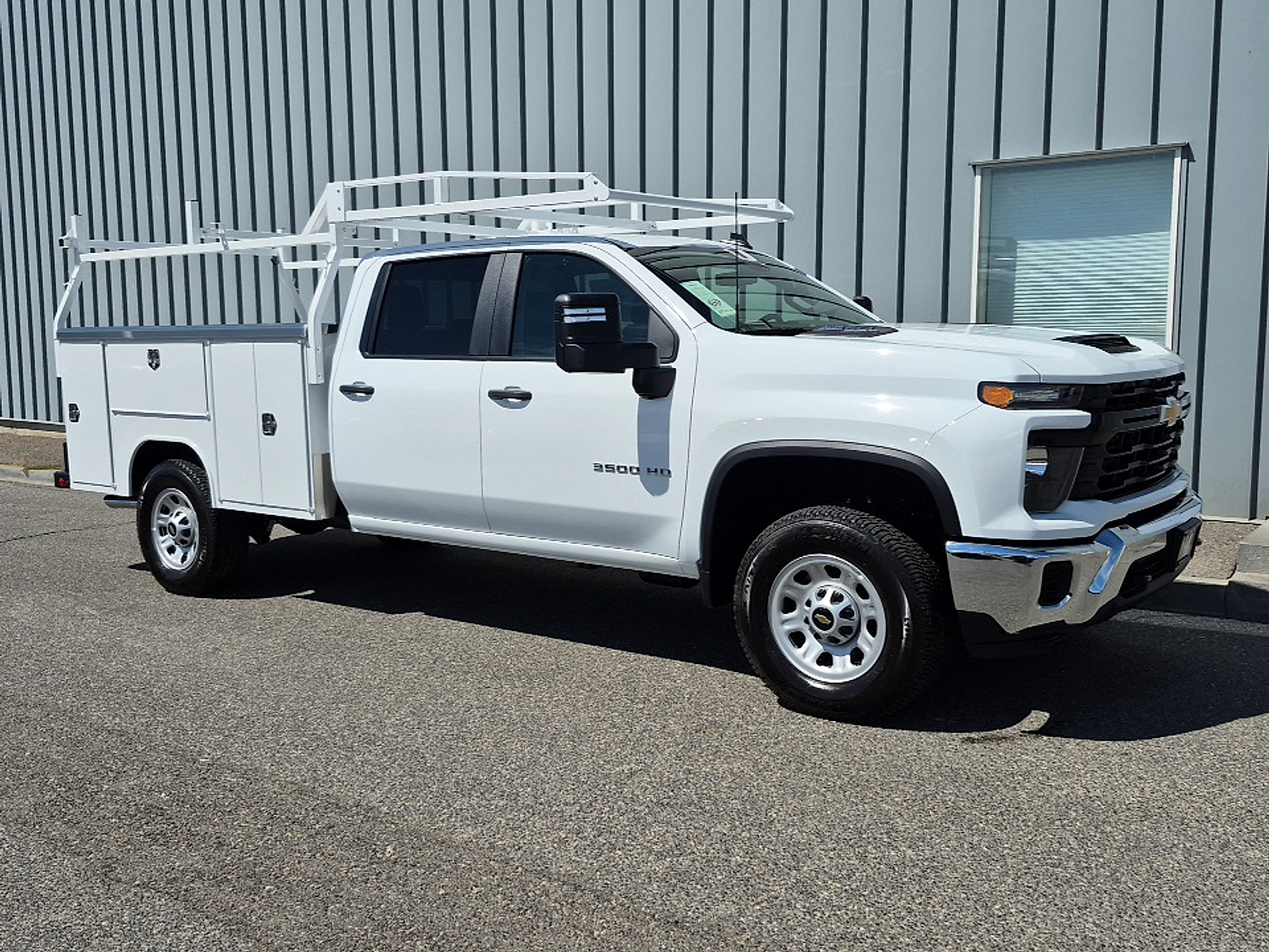 2026 Chevrolet Silverado 3500 HD Crew Cab, Long Bed, WT Dual Rear Wheel, RWD 