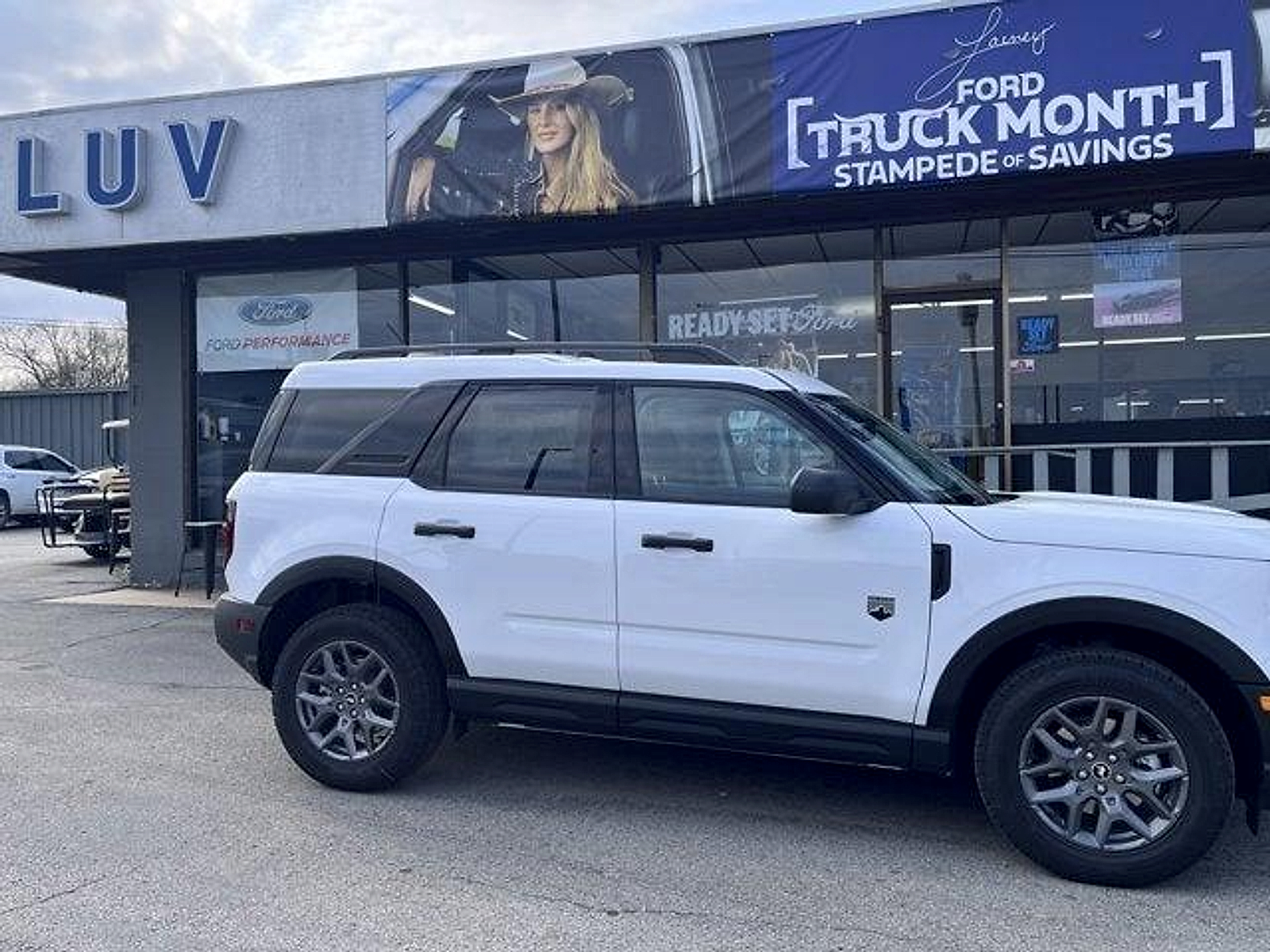 Oxford White 2026 Ford Bronco Sport SUV / Crossover All-Wheel Drive 8-Speed Automatic