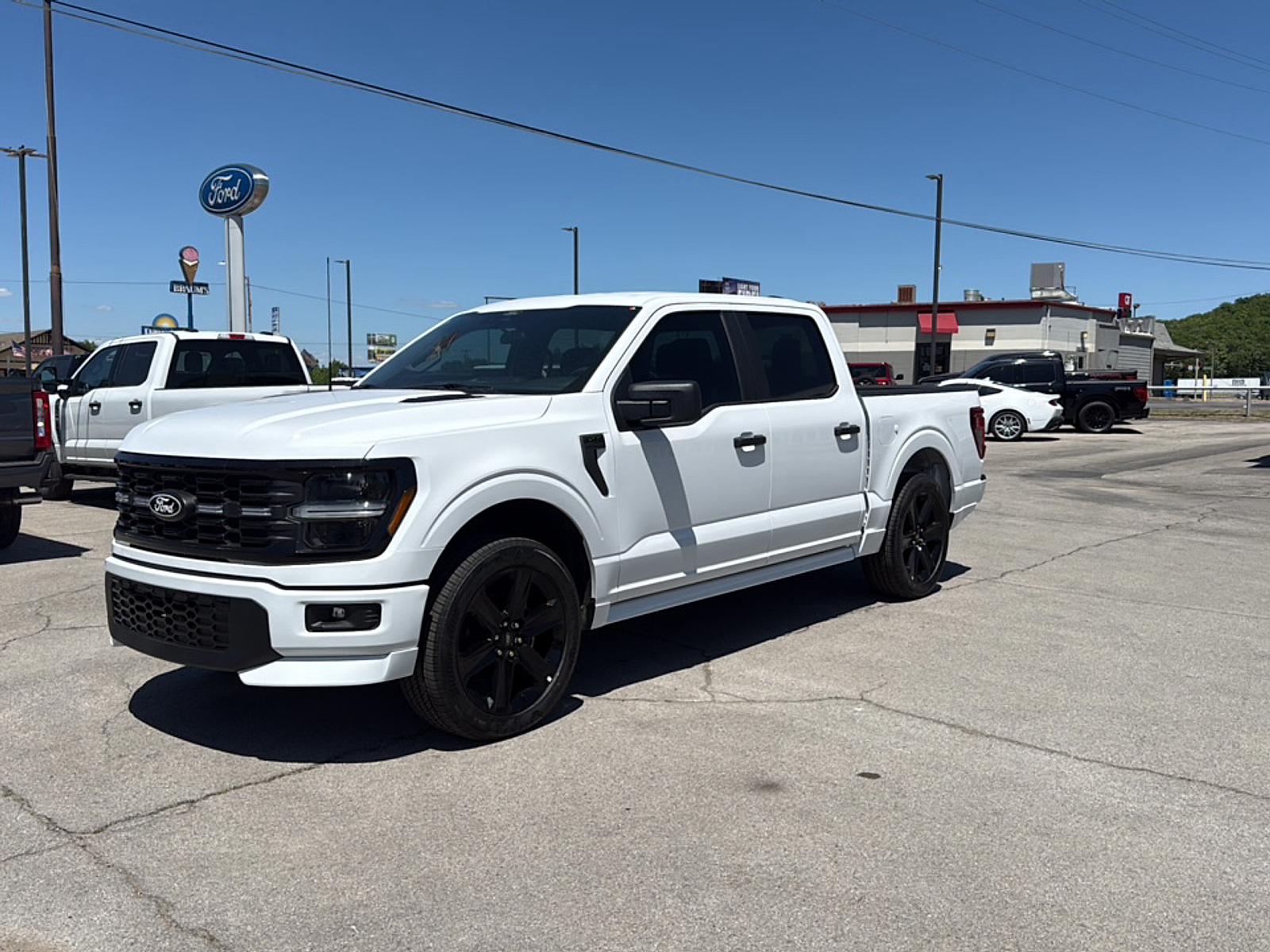 View vehicle photo 4