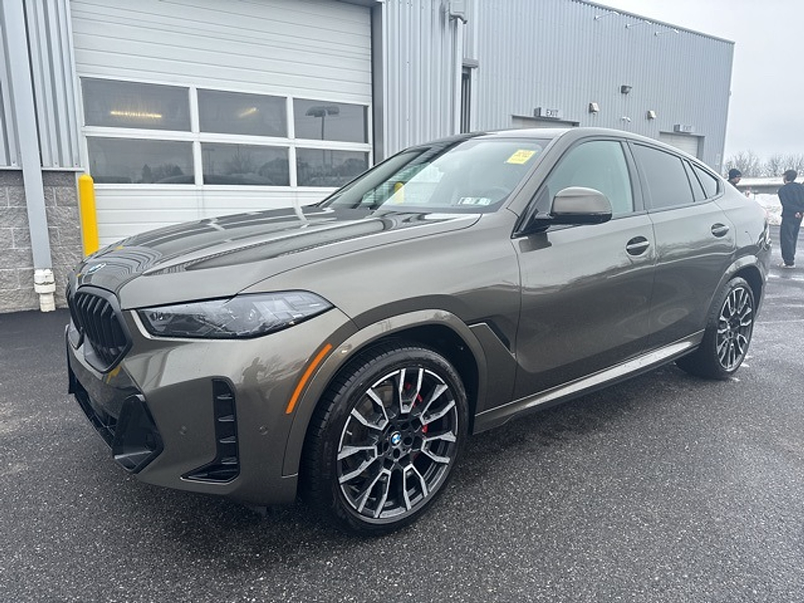 2025 BMW X6 xDrive40i AWD