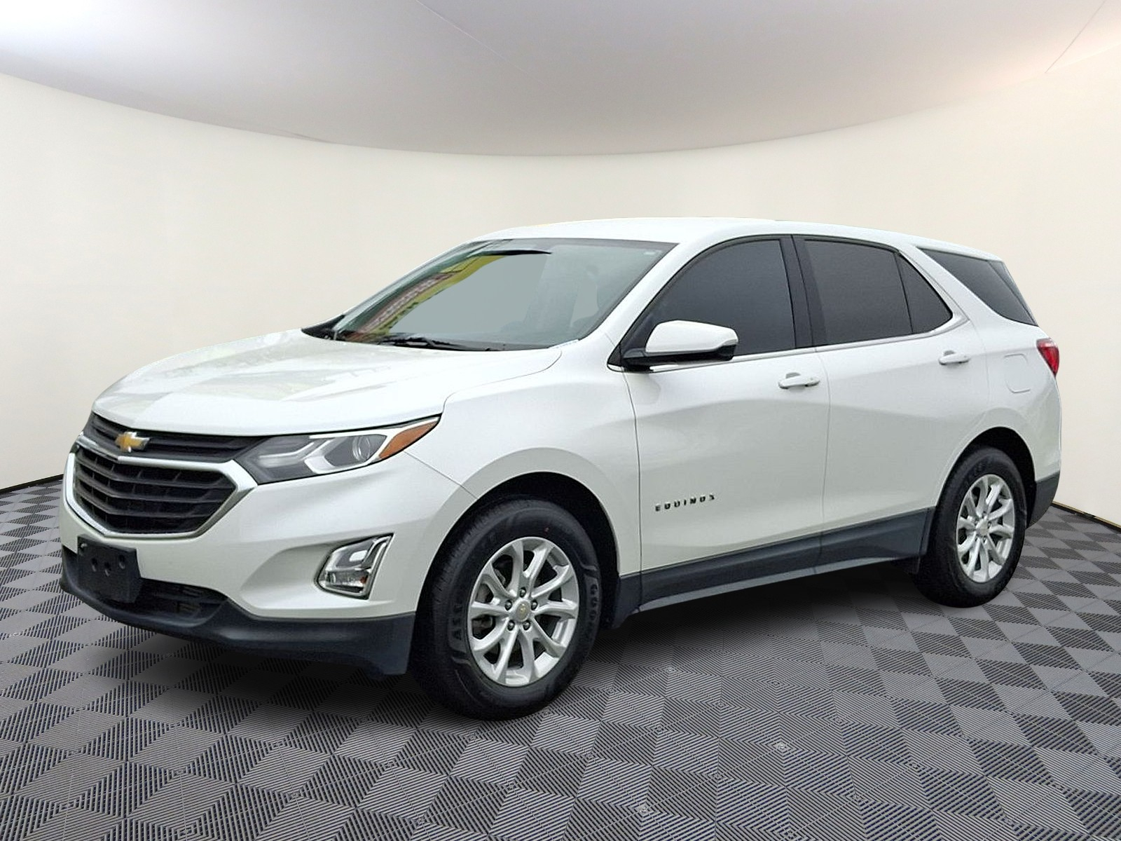 Iridescent Pearl Tricoat - G1W 2019 Chevrolet Equinox 1.5T LT FWD SUV / Crossover Front-Wheel Drive Automatic