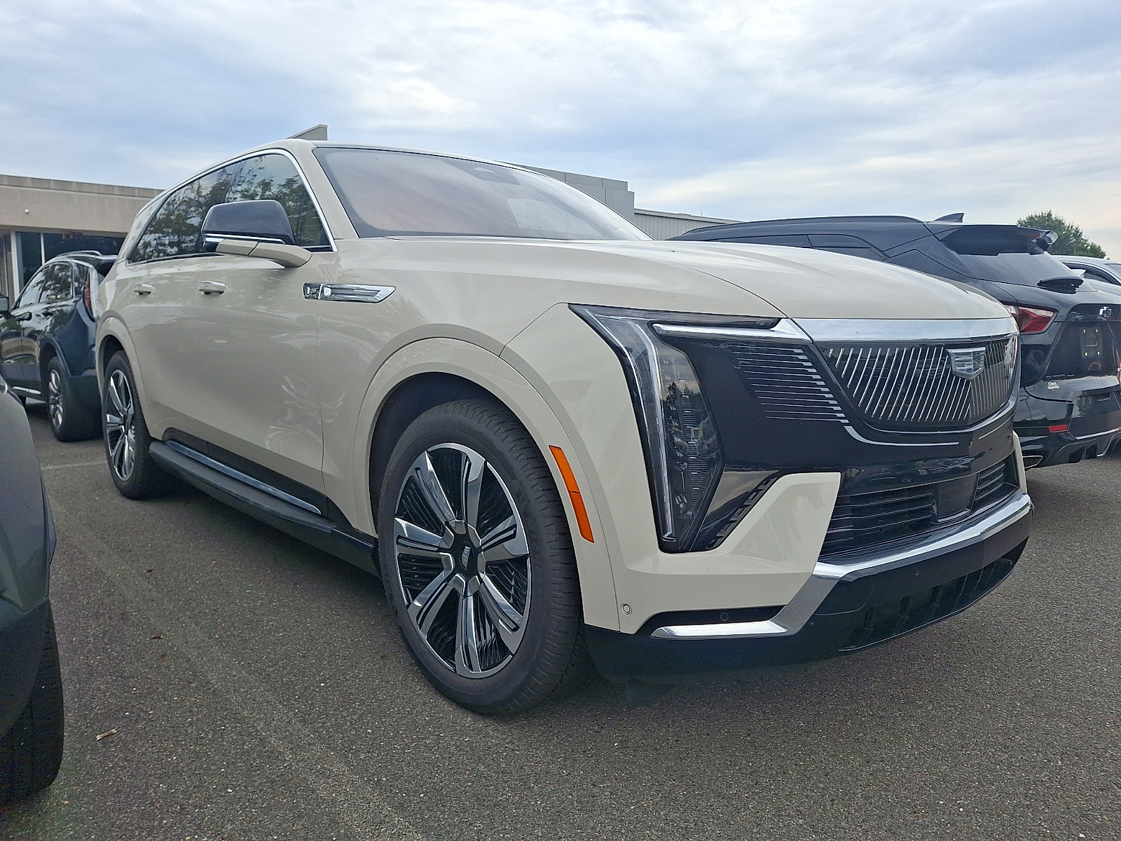 2026 Cadillac Escalade IQ Sandstone SUV/Crossover Tracción en las cuatro ruedas Automática
