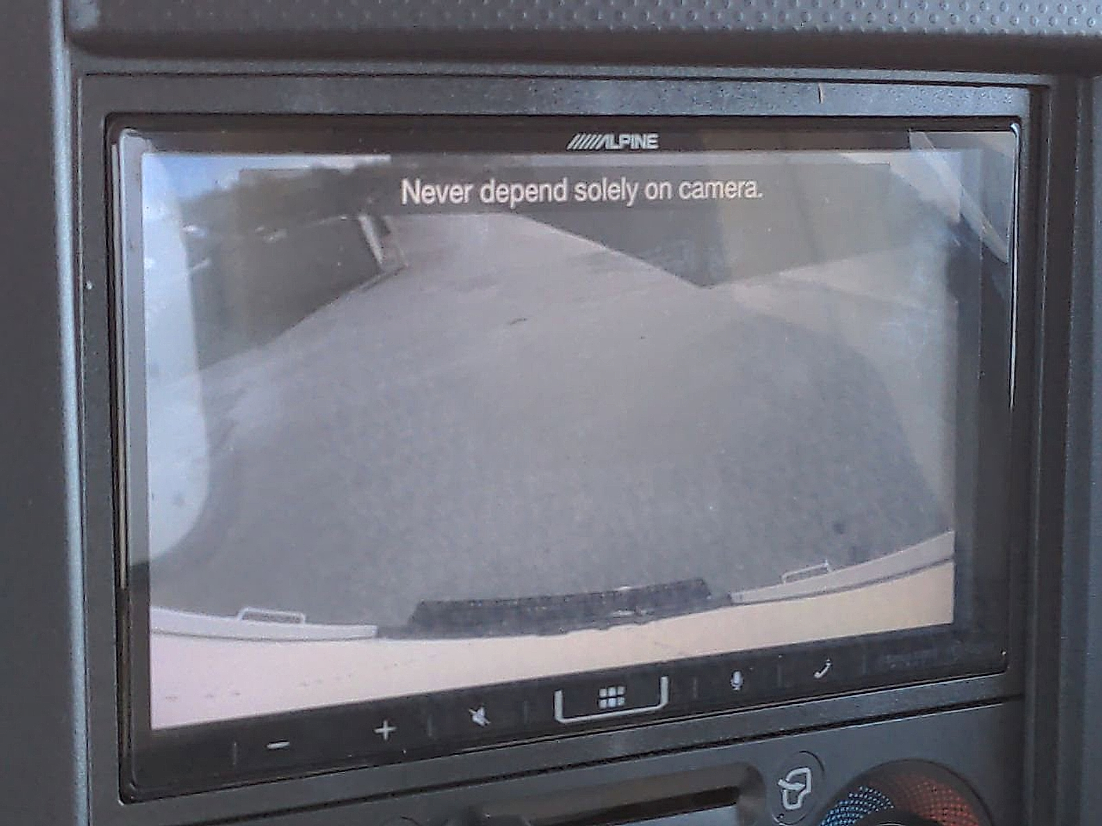 2024 Chevrolet 3500 HG LCF Gas - Arc White exterior view 15