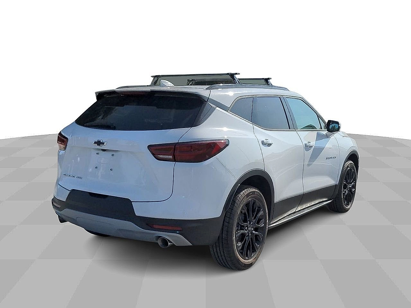 2024 Chevrolet Blazer AWD 3LT - Summit White exterior view 6