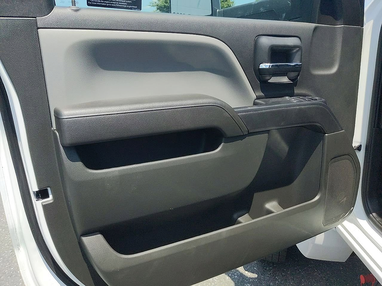 2023 Chevrolet Silverado 4500HD Work Truck - Summit White exterior view 20