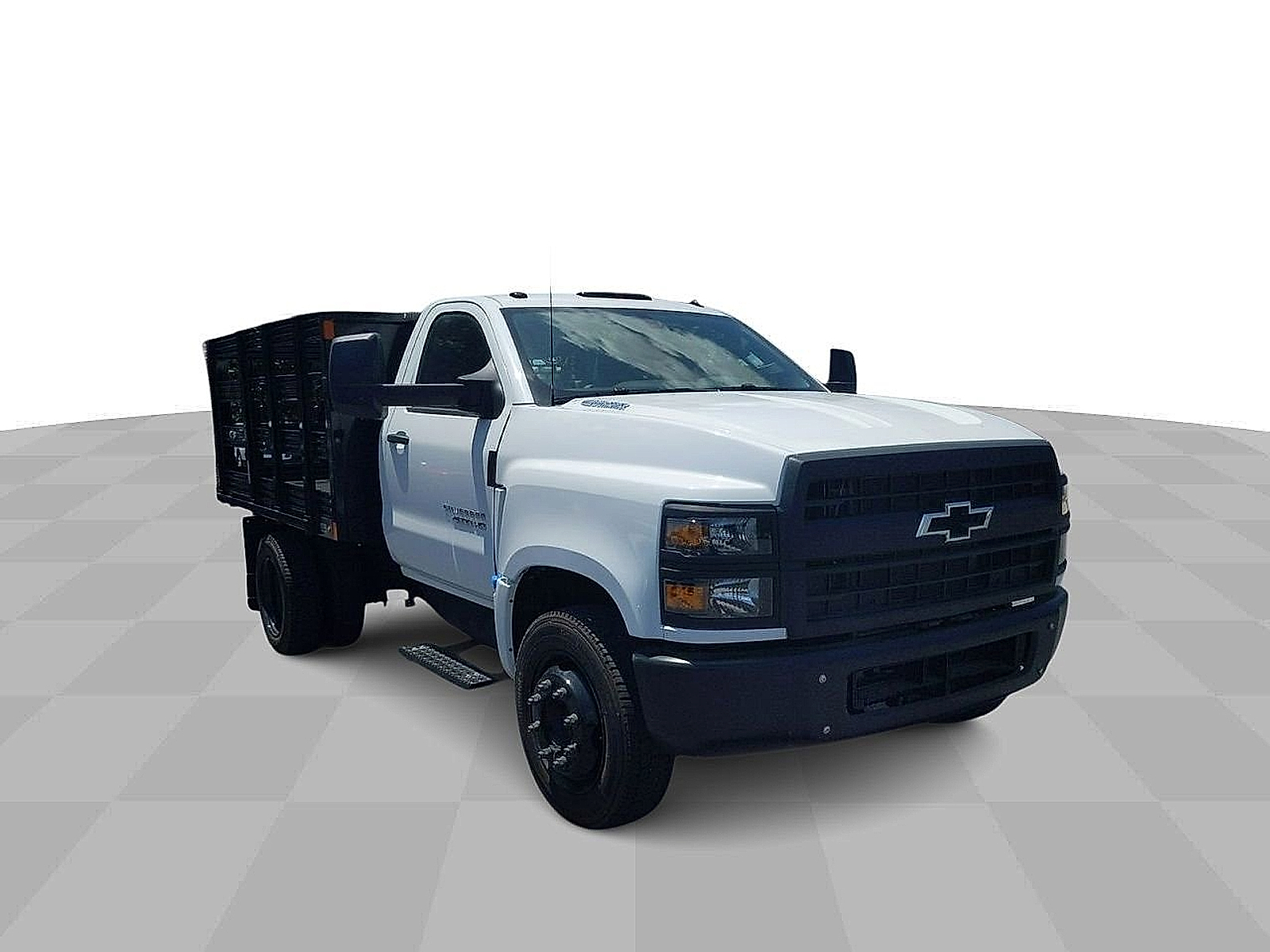 2023 Chevrolet Silverado 4500HD Work Truck - Summit White exterior view 3