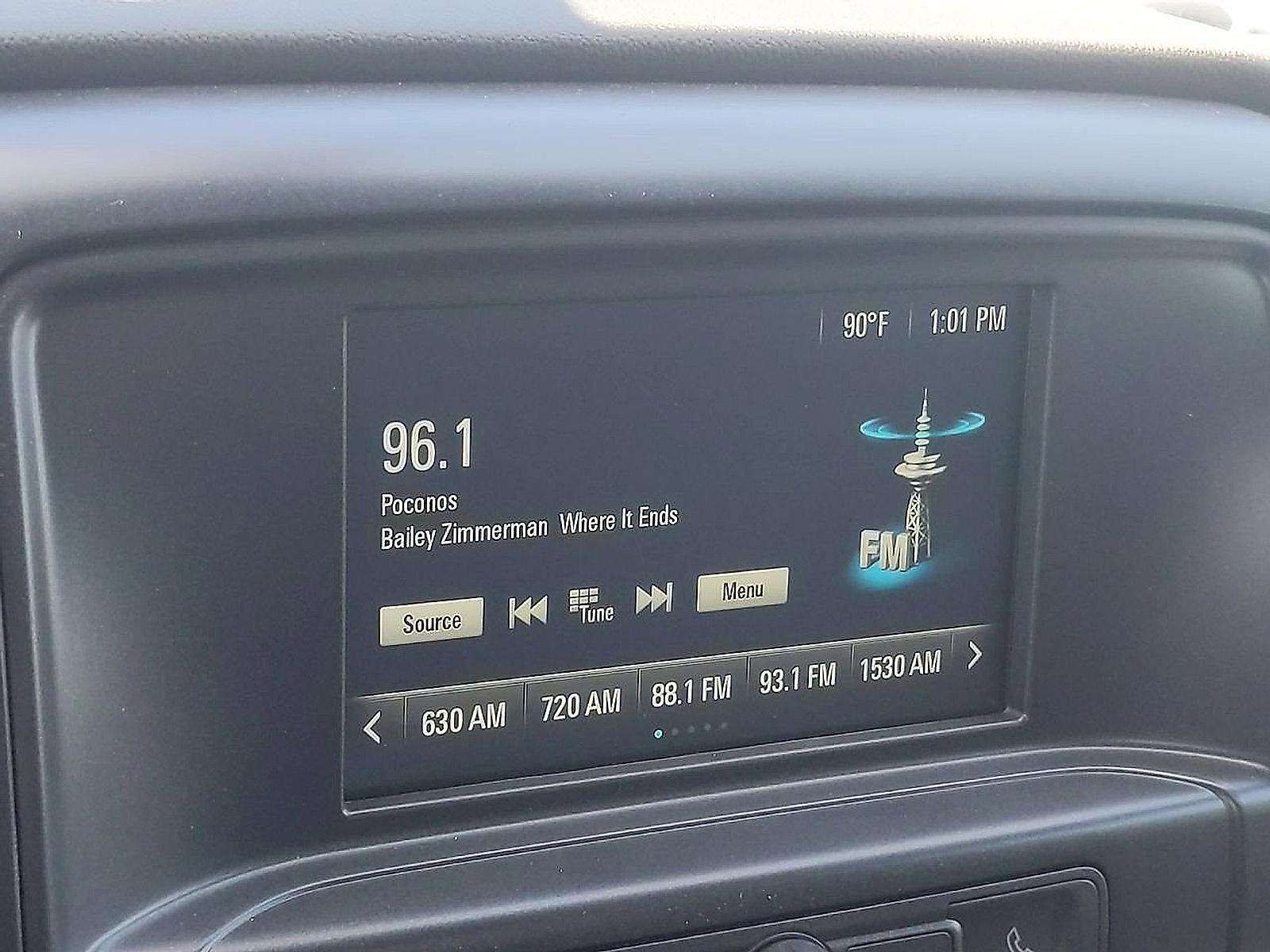 2023 Chevrolet Silverado 4500HD Work Truck - Summit White exterior view 13