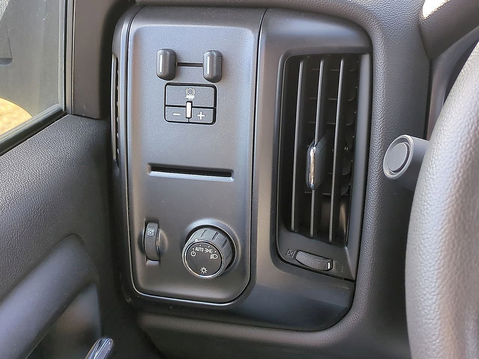 2023 Chevrolet Silverado 4500HD Work Truck - Summit White exterior view 17