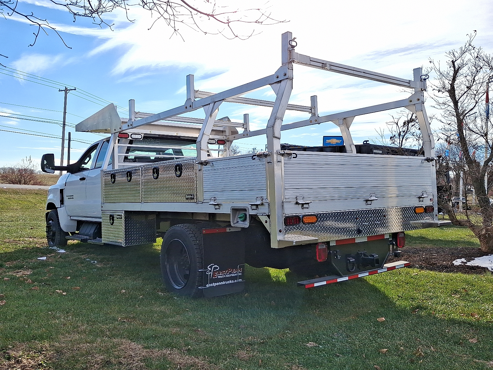 2024 Chevrolet Silverado 4500HD Work Truck - Summit White - GAZ exterior view 4