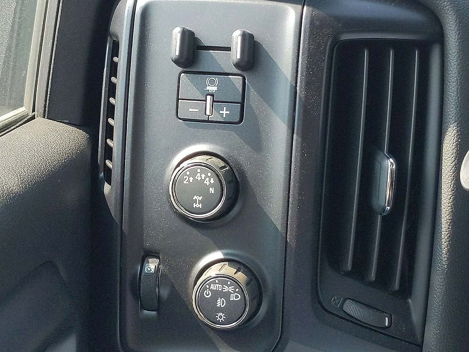 2024 Chevrolet Silverado 4500HD Work Truck - Summit White exterior view 17